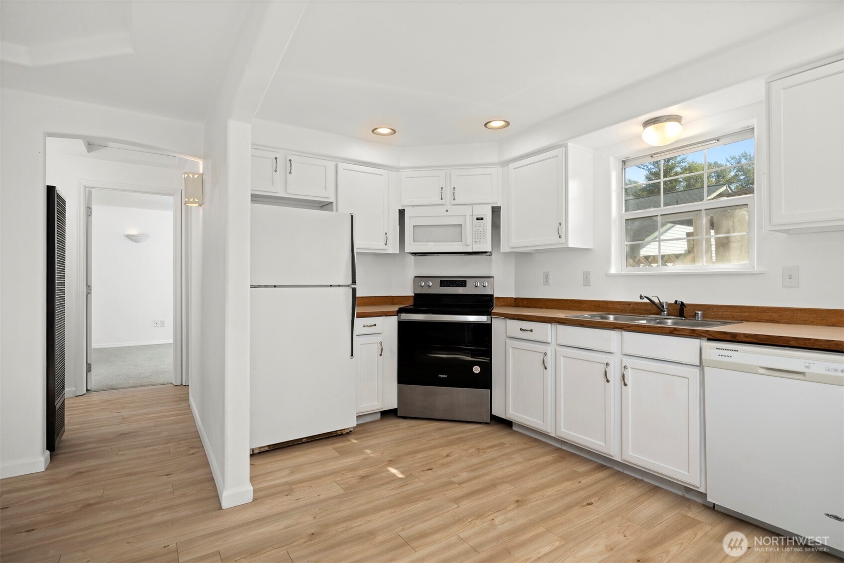 2126 Zephyr Place