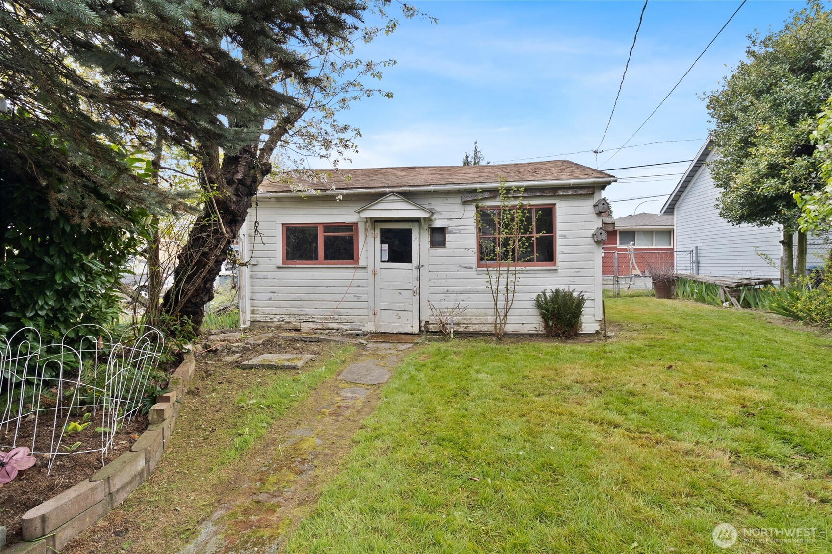 2431 Franklin Street