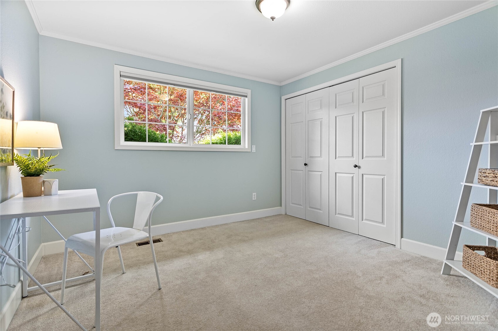 1943 Lake Crest Drive