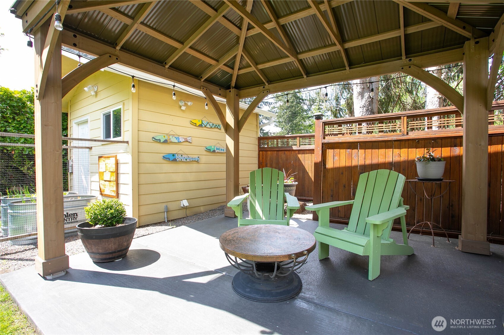 1943 Lake Crest Drive