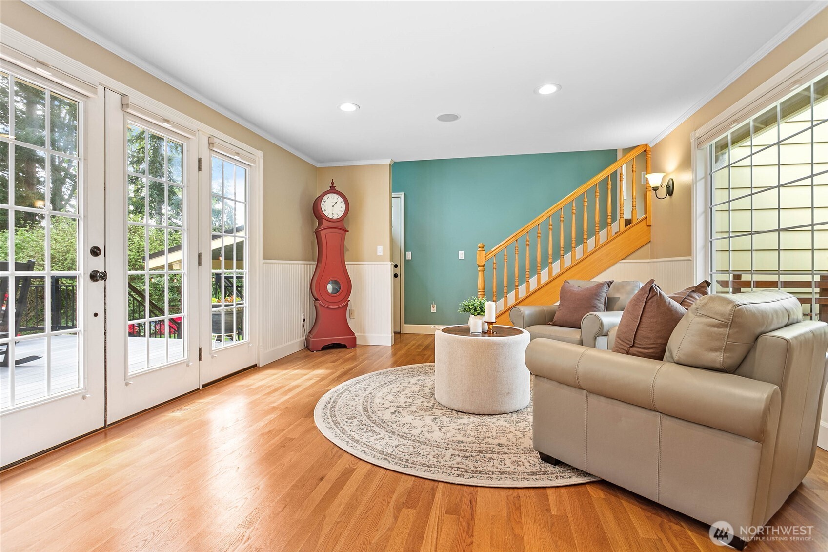 1943 Lake Crest Drive