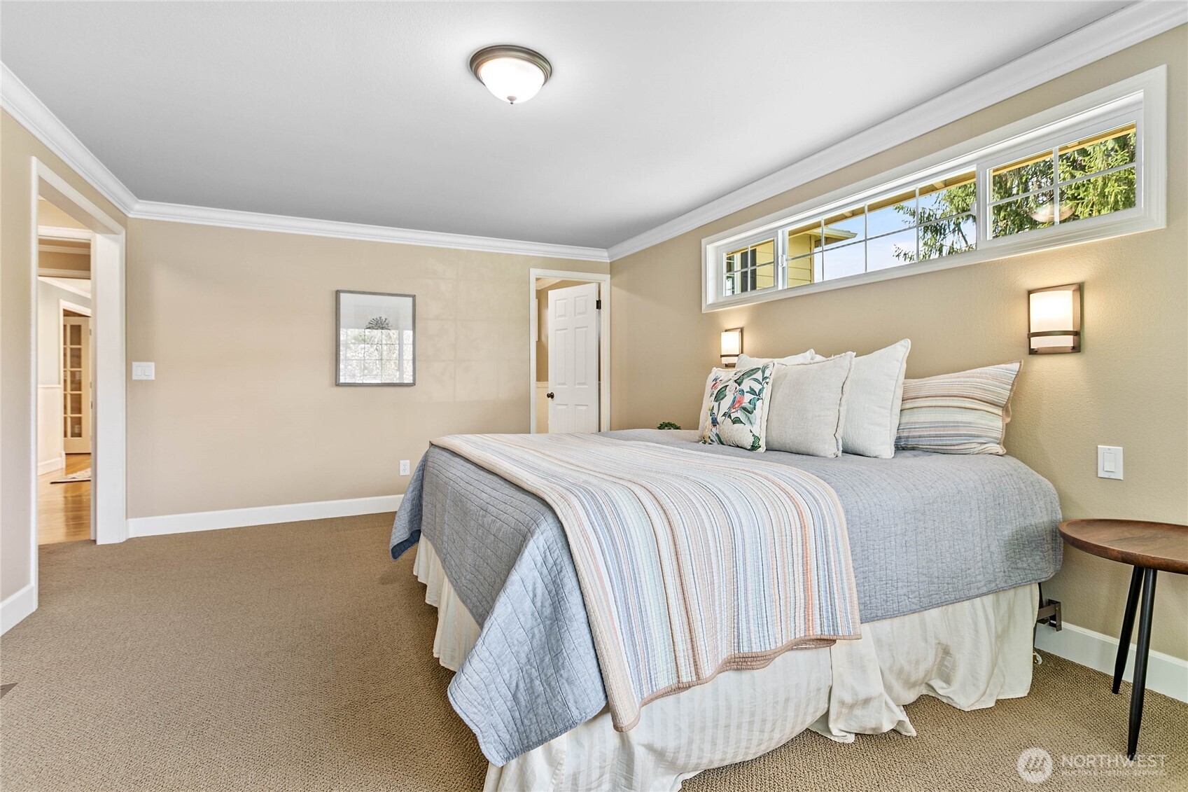 1943 Lake Crest Drive