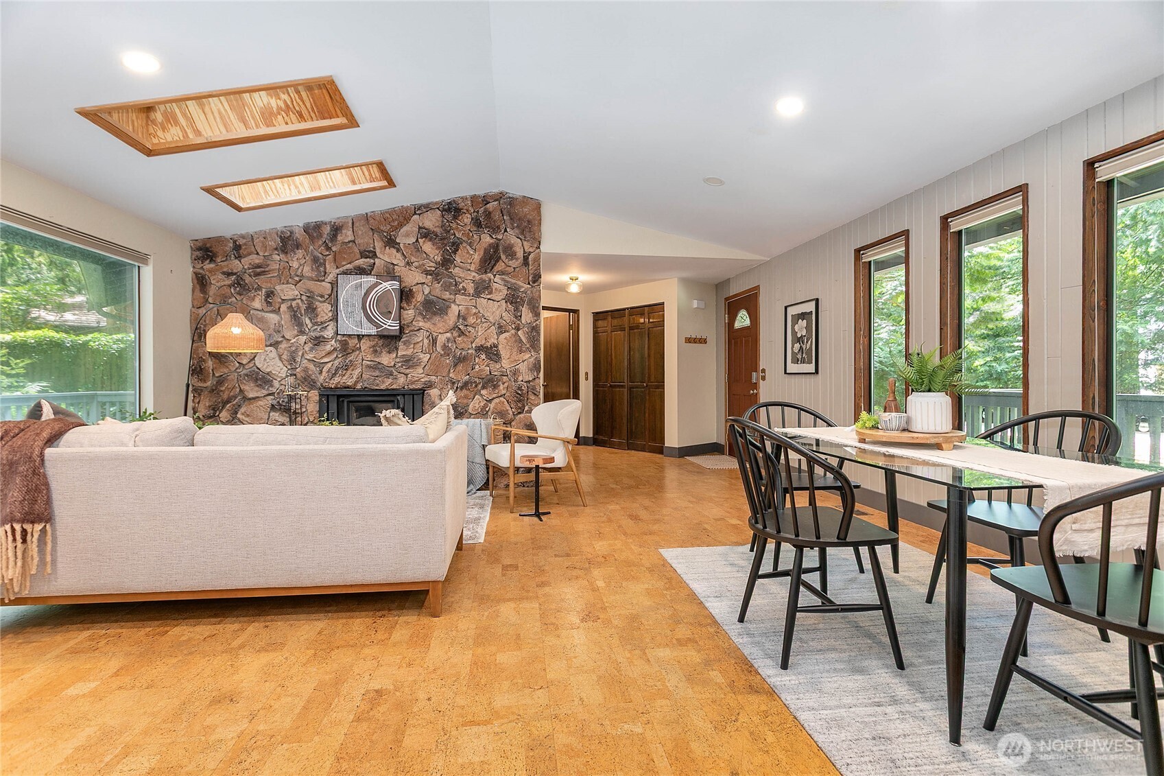 13 N Summit Drive