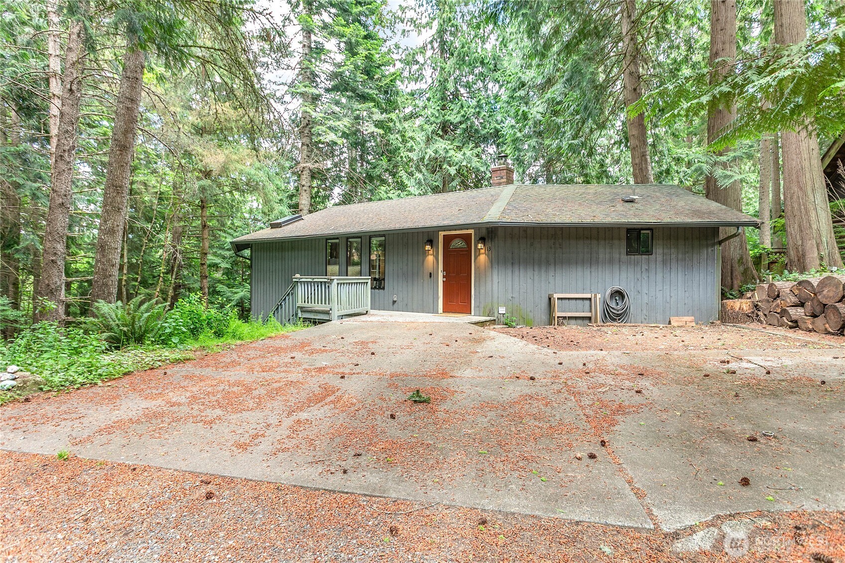 13 N Summit Drive