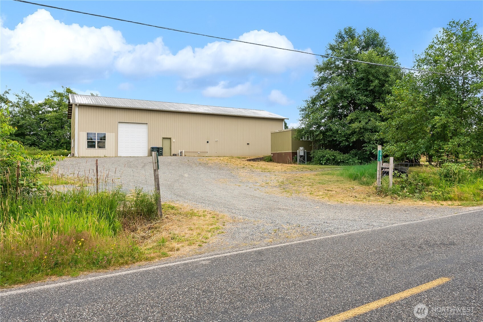 3960 Hoff Road