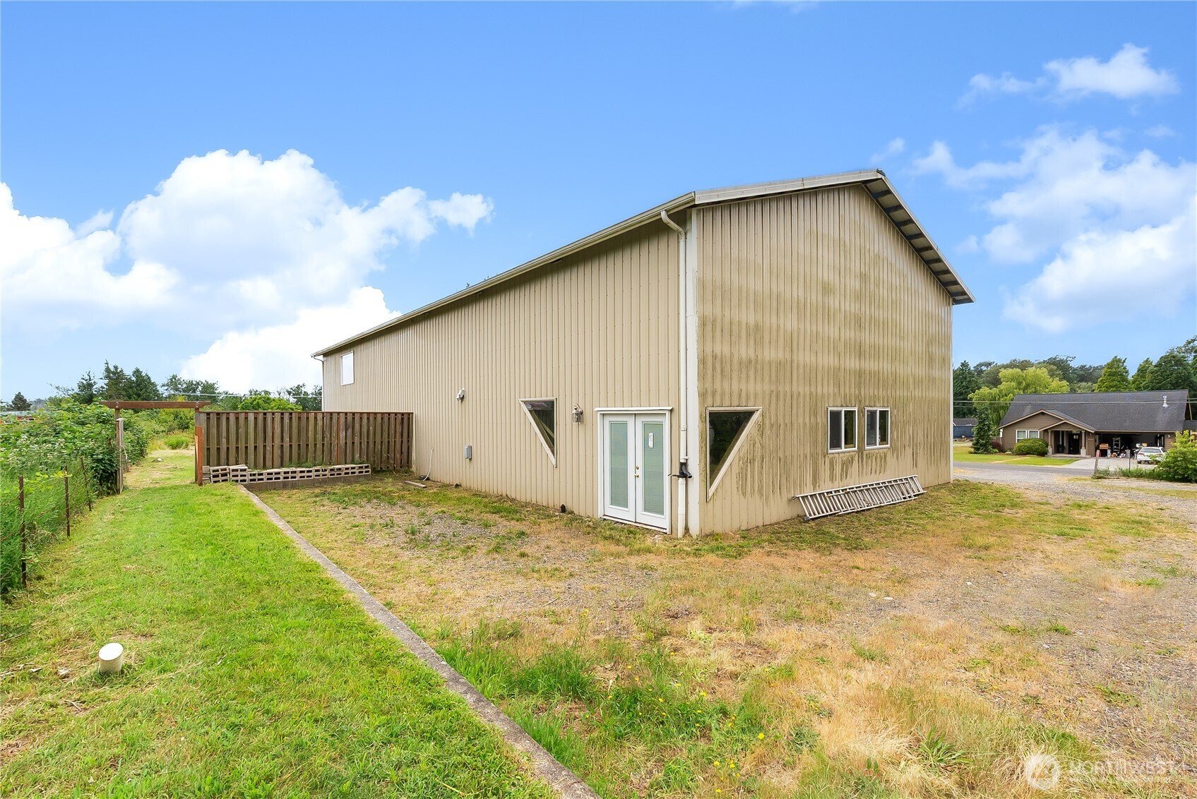 3960 Hoff Road