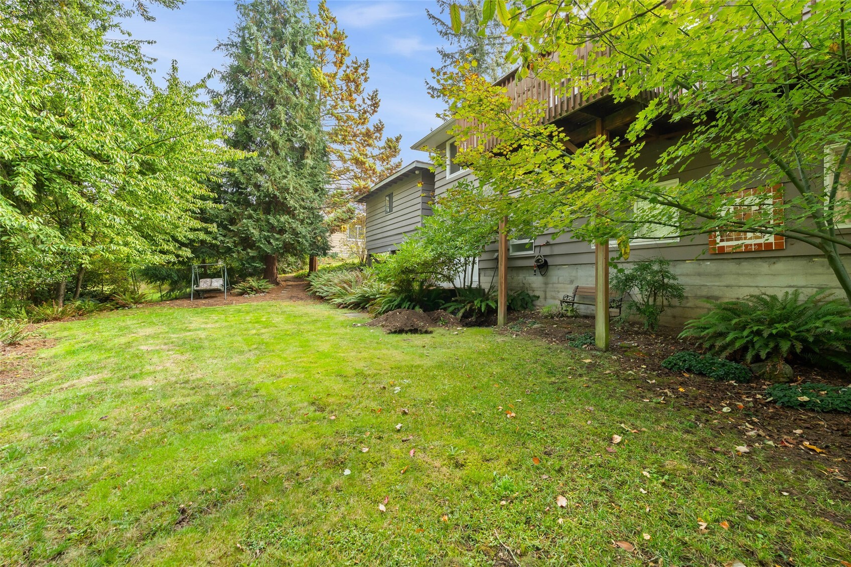2205 Old Lakeway Drive