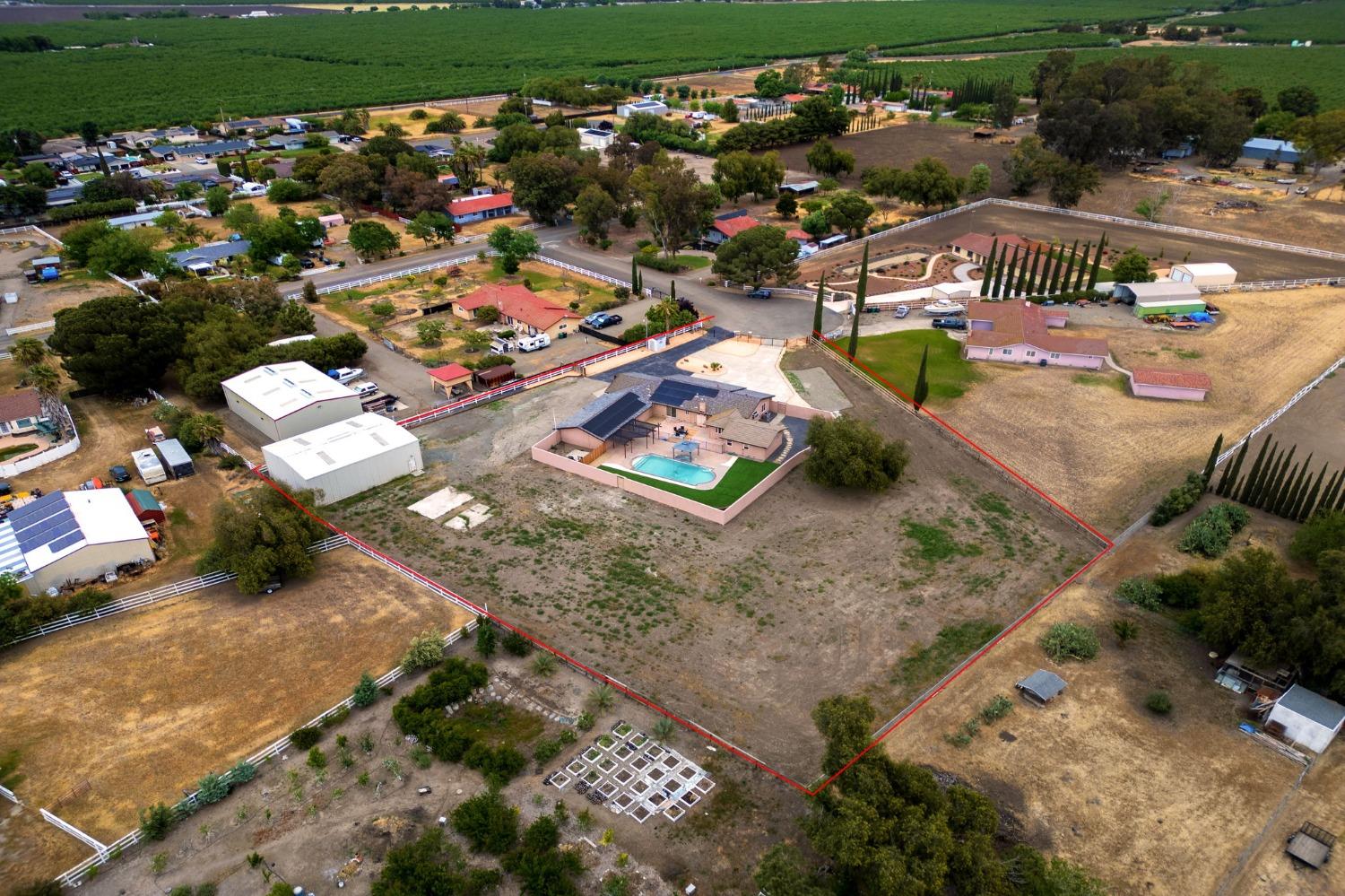 23155 Vaquero Court