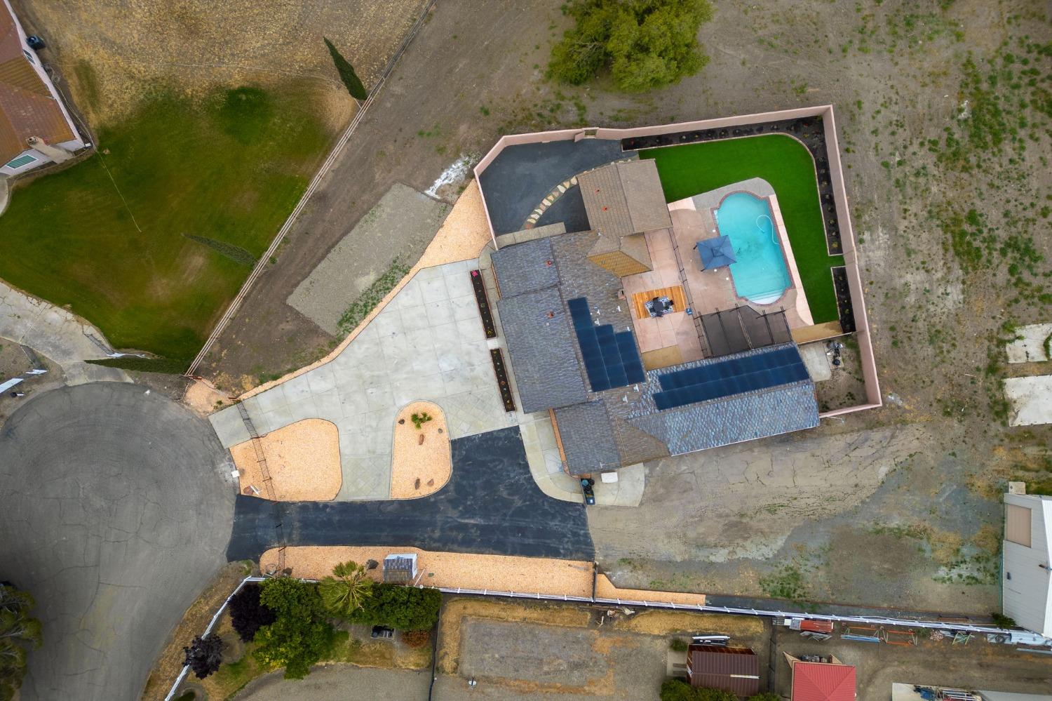 23155 Vaquero Court