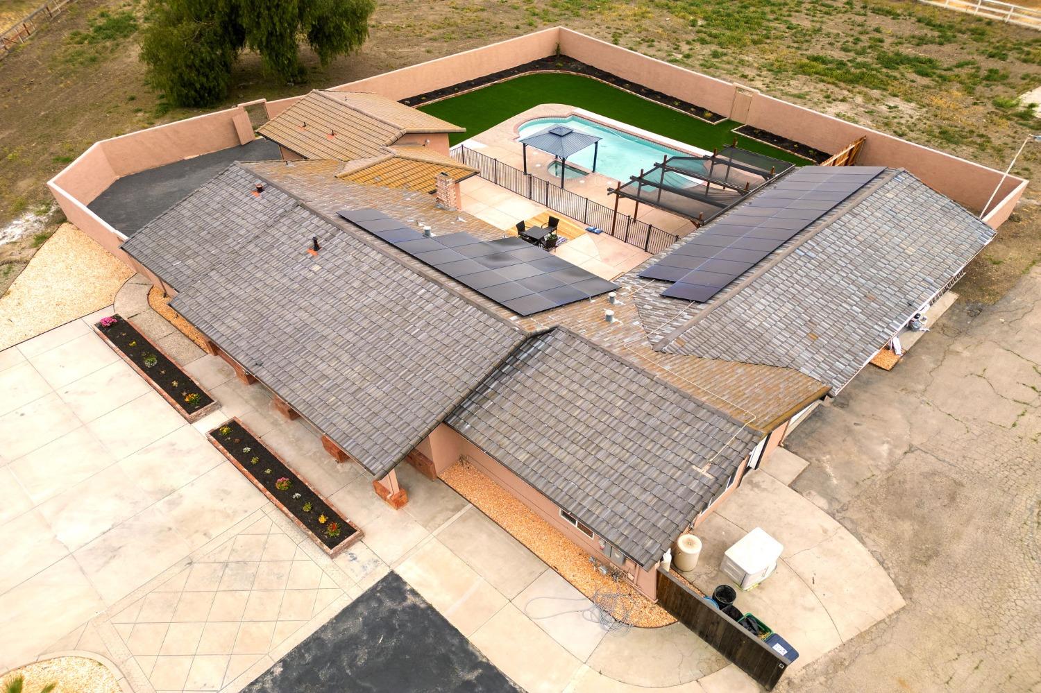 23155 Vaquero Court