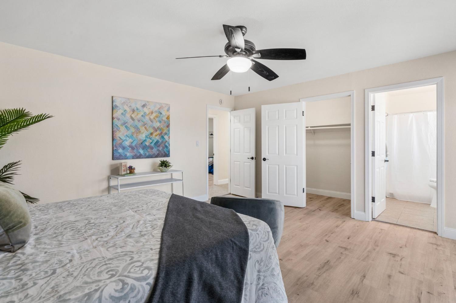 23155 Vaquero Court