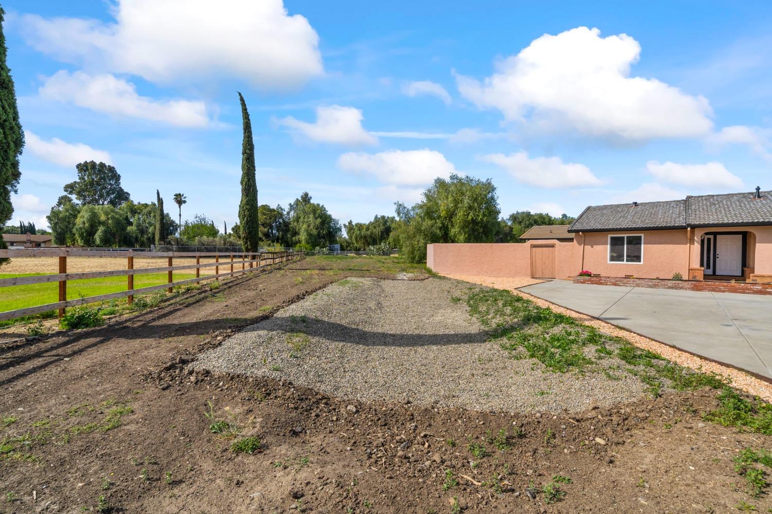 23155 Vaquero Court