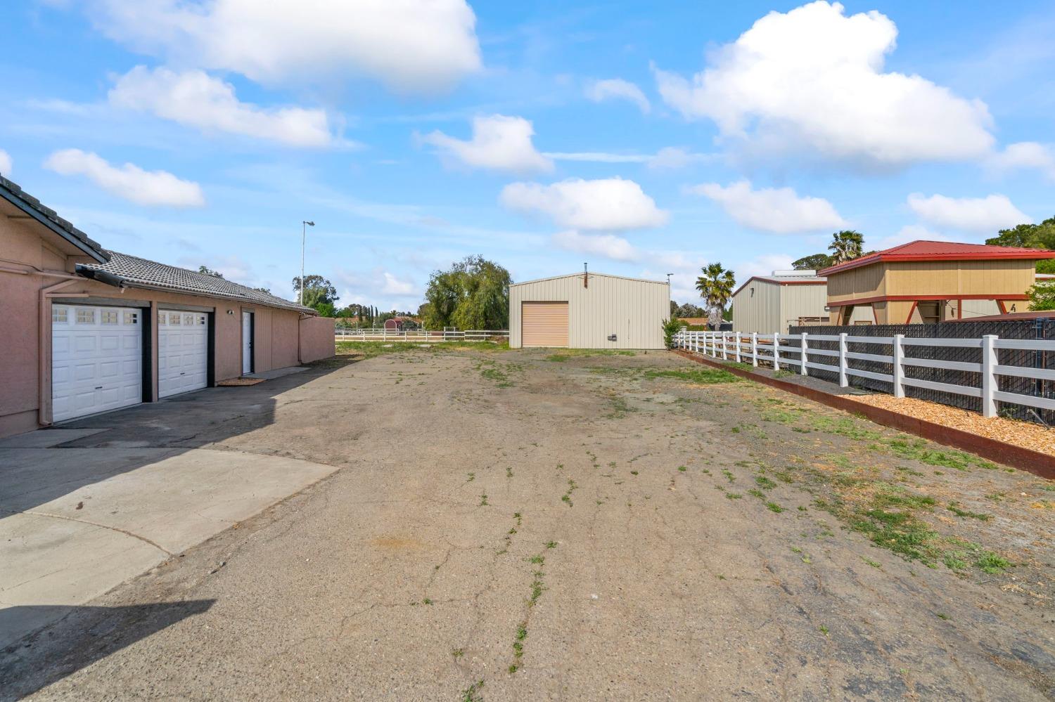 23155 Vaquero Court