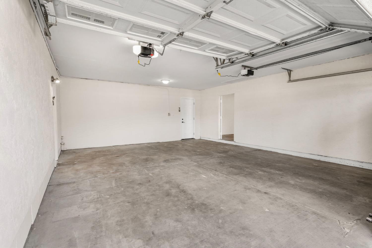 23155 Vaquero Court