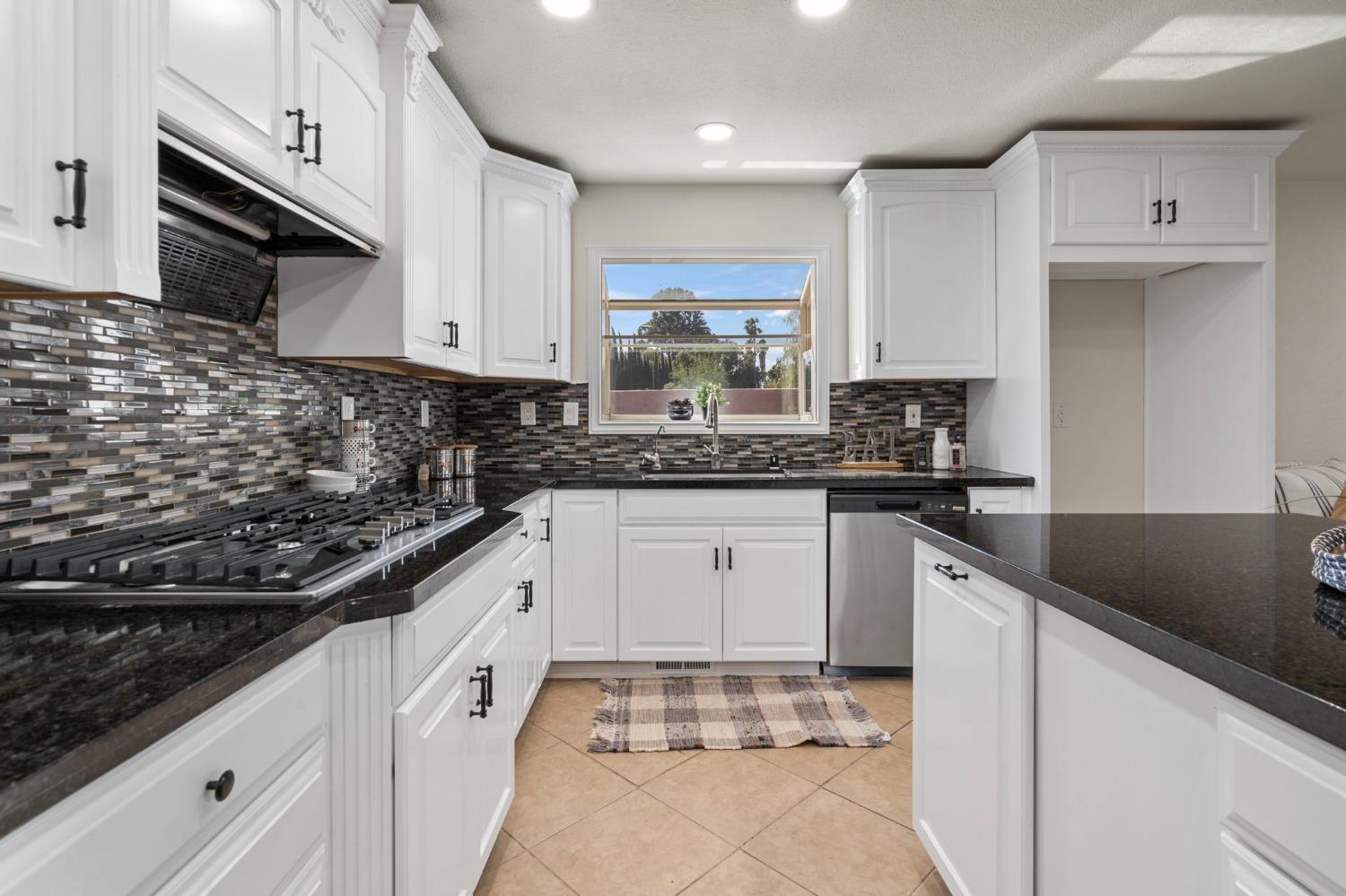 23155 Vaquero Court