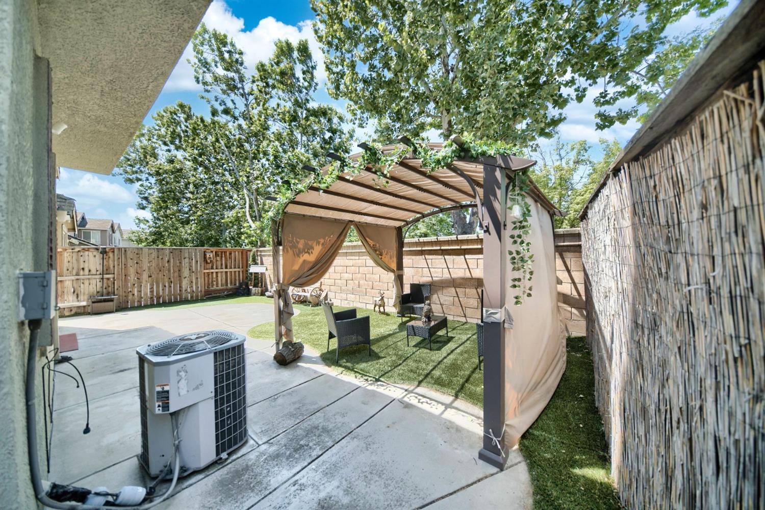 8061 Shay Circle Circle