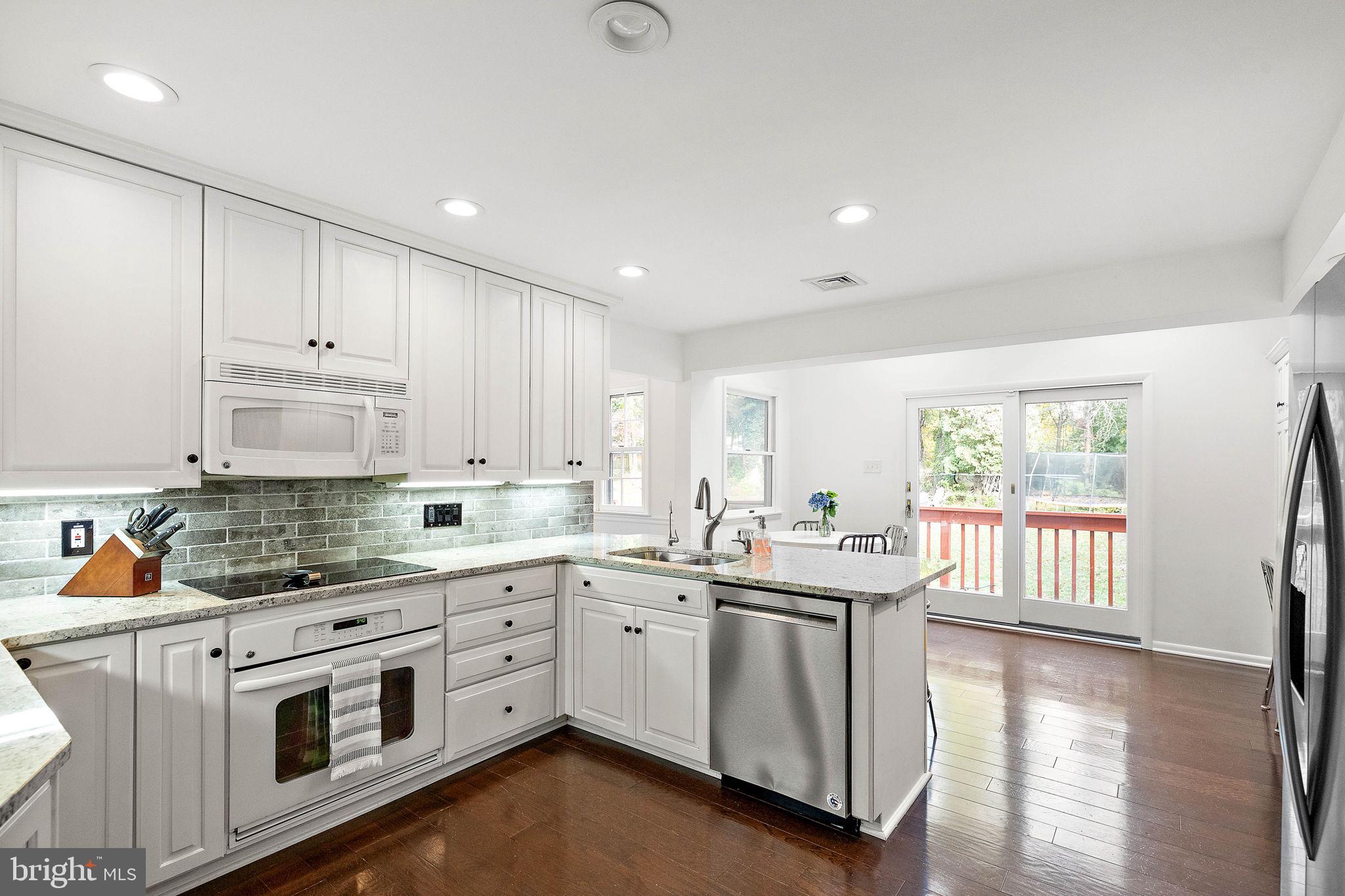 1421 Sugartown Rd
