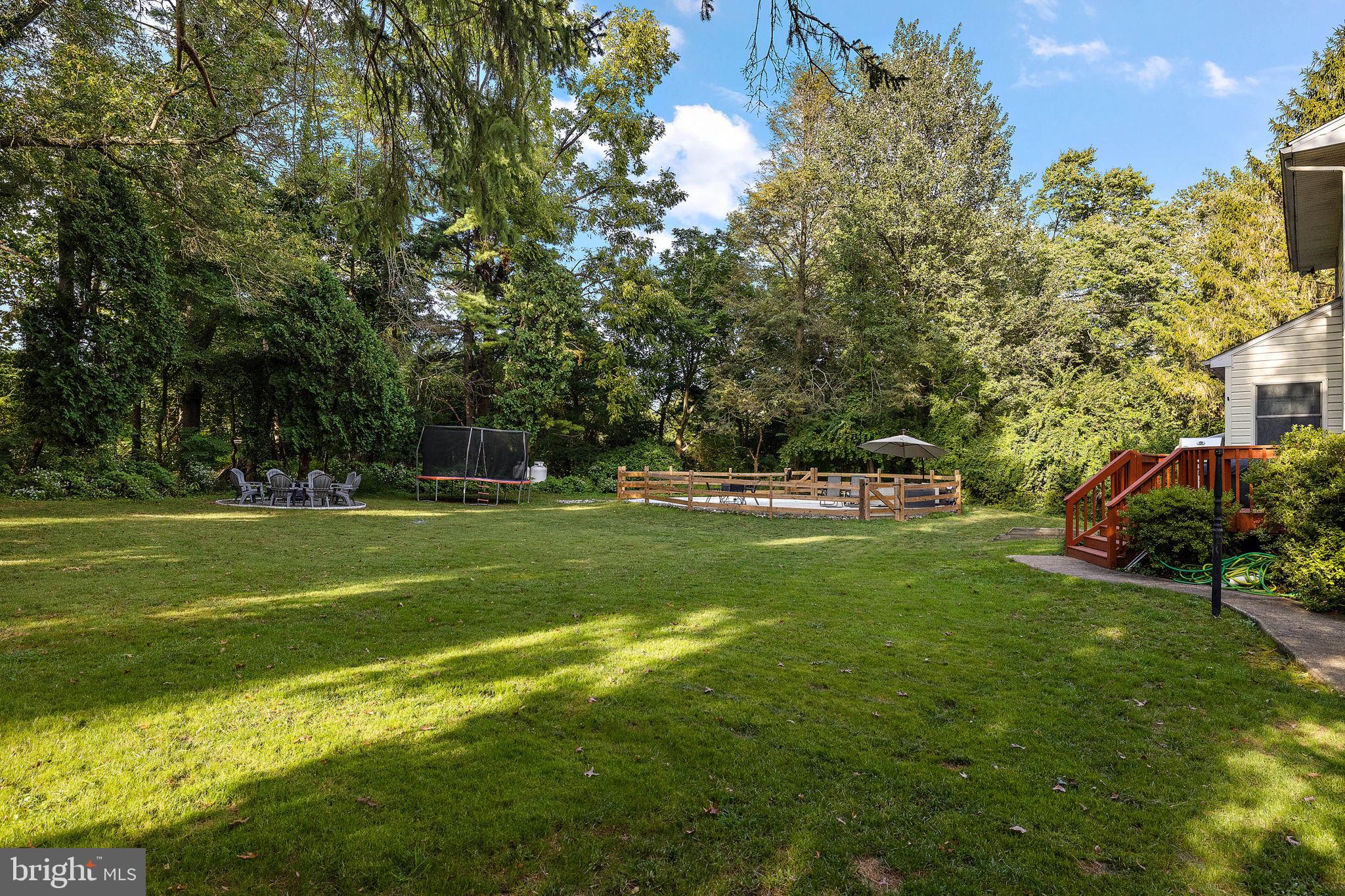 1421 Sugartown Rd