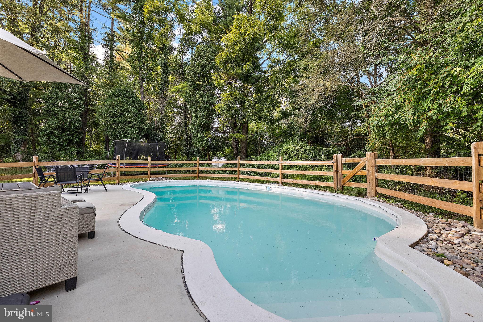 1421 Sugartown Rd