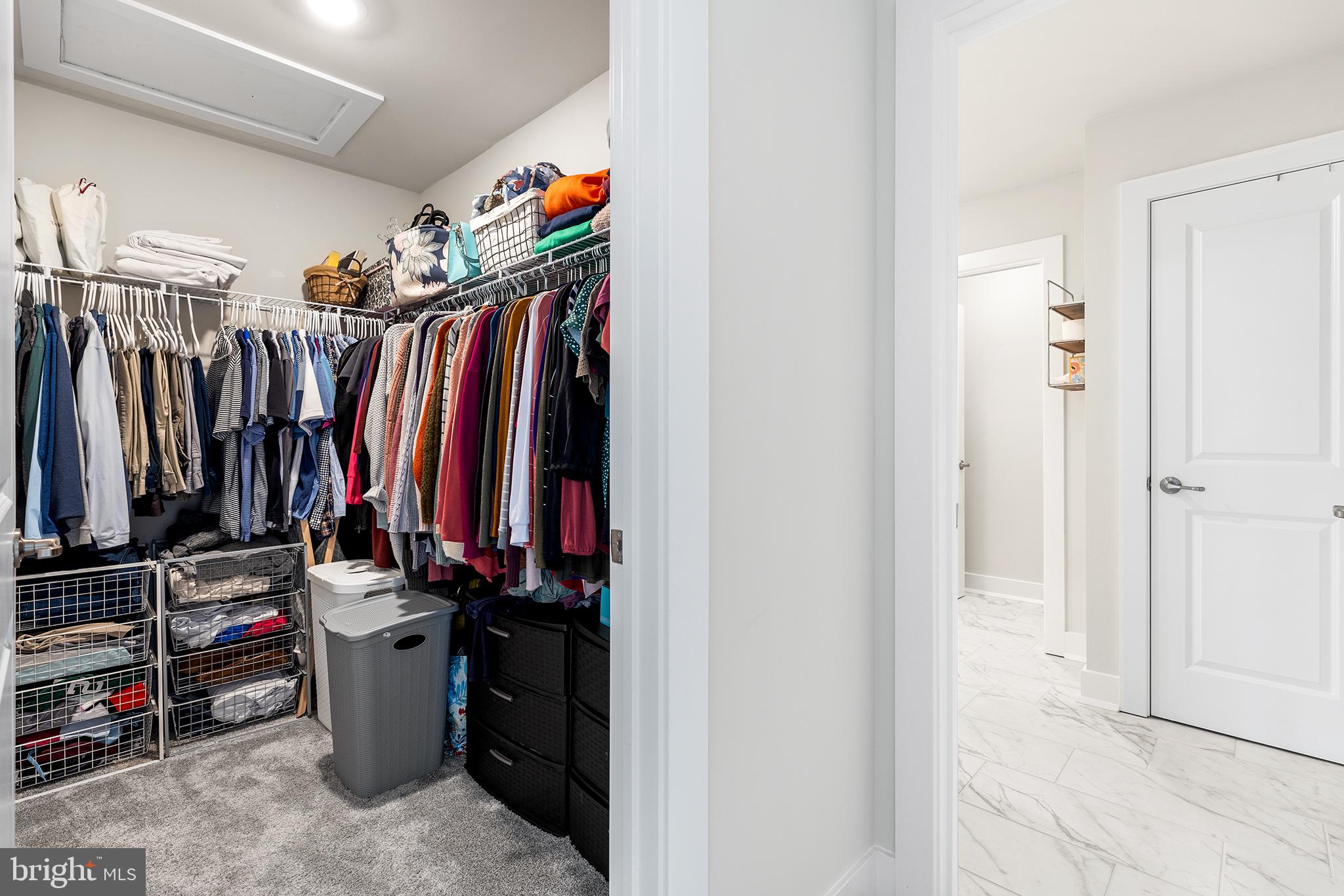 84 Ladbroke Dr