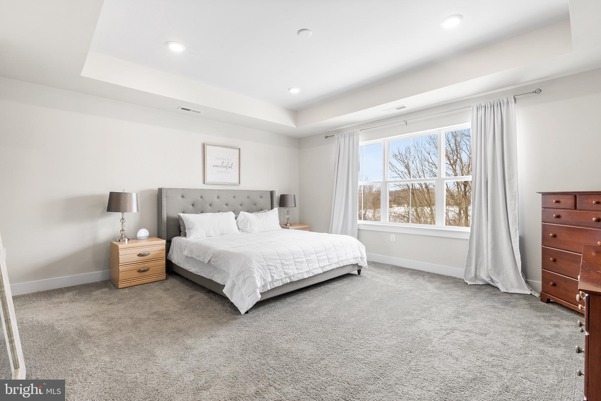 84 Ladbroke Dr