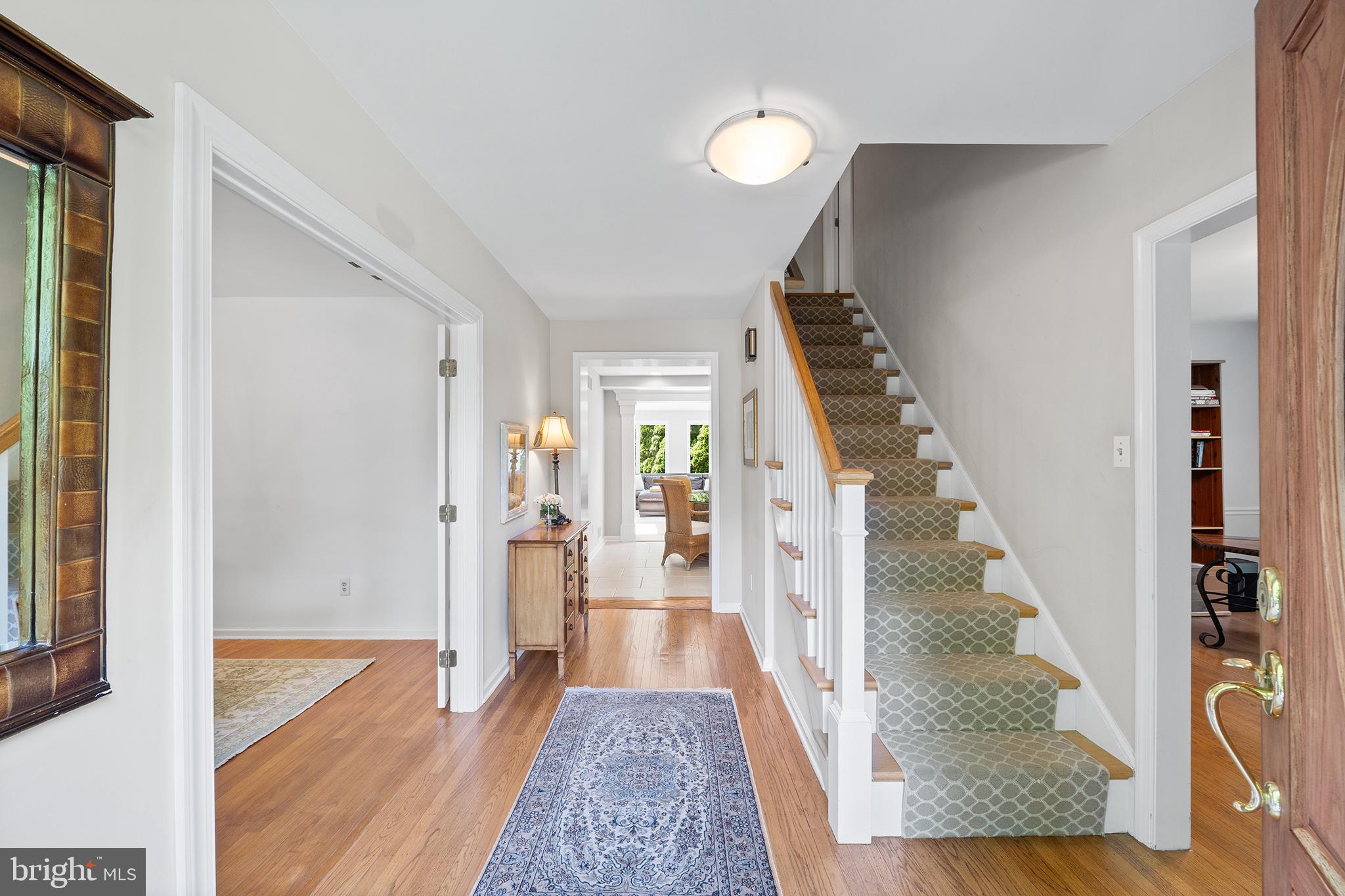 2 Fairhill Cir