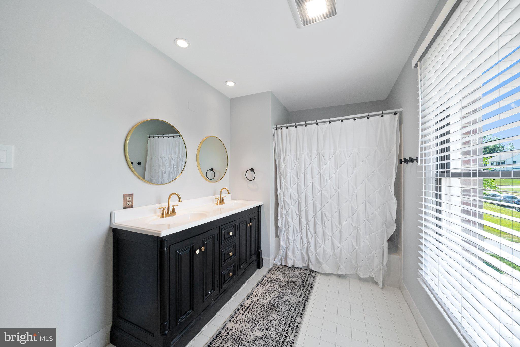 1113 Cotswold Ln