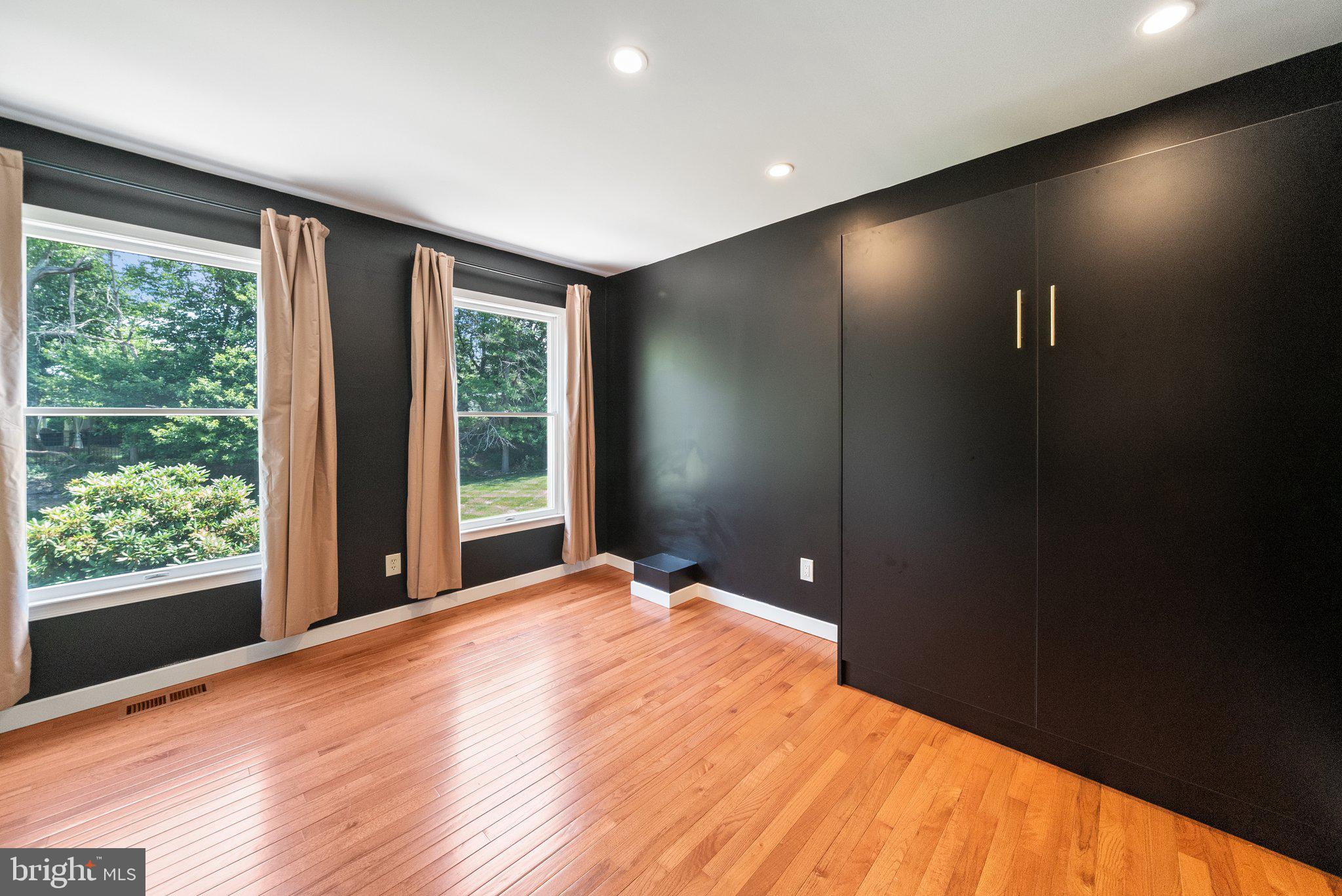 1113 Cotswold Ln
