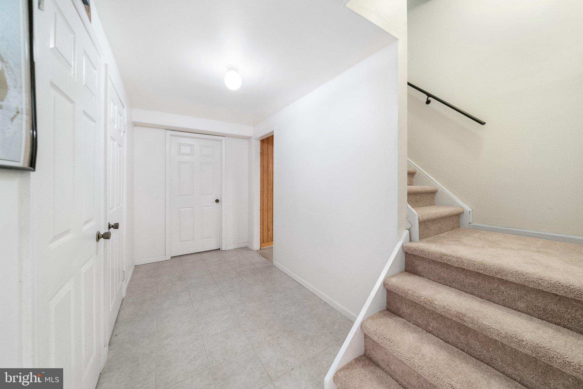 1113 Cotswold Ln