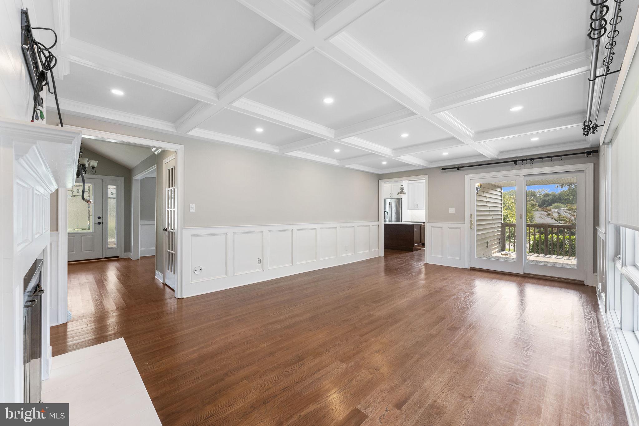 1 Rosewood Cir
