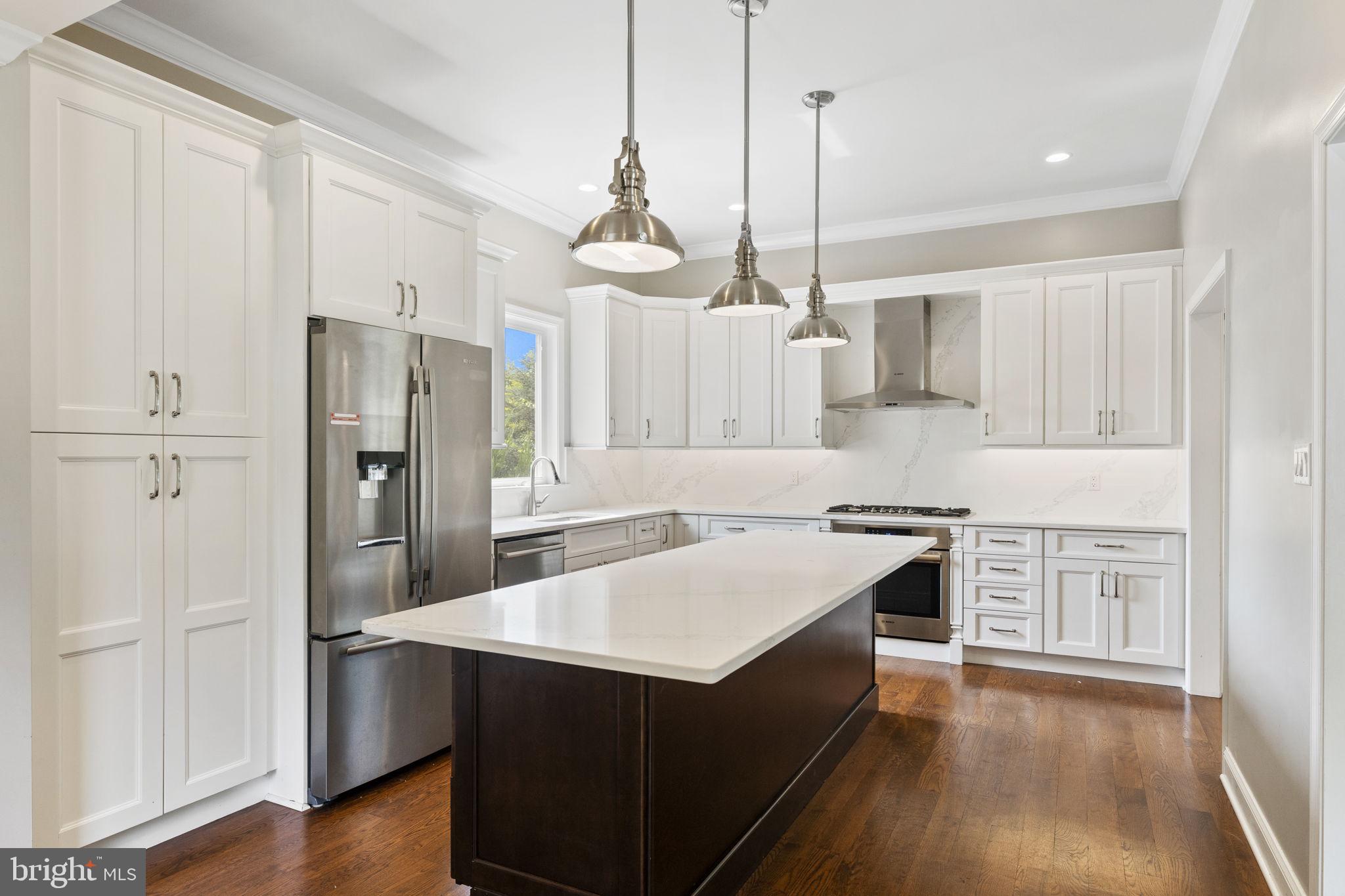 1 Rosewood Cir
