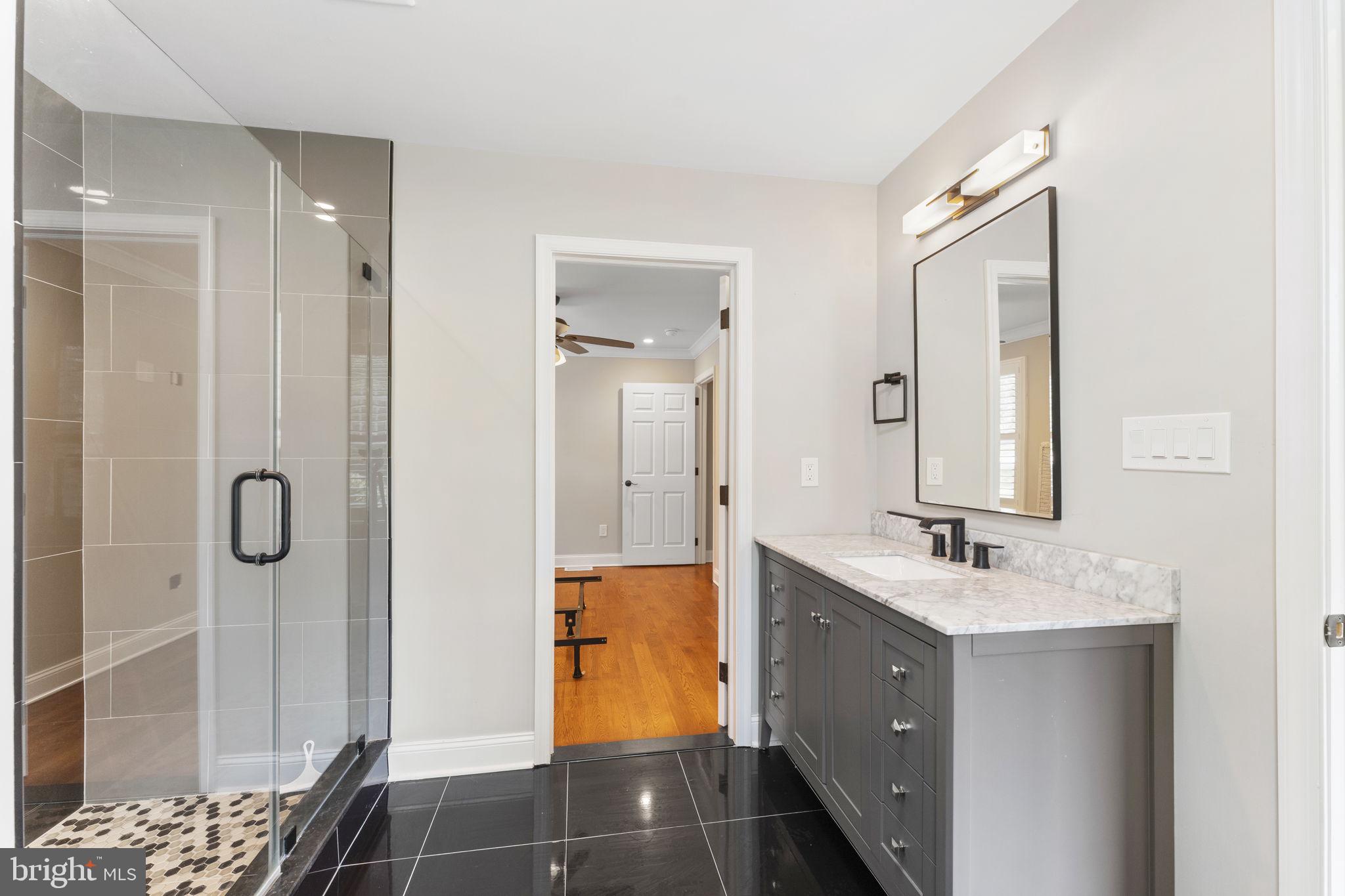 1 Rosewood Cir