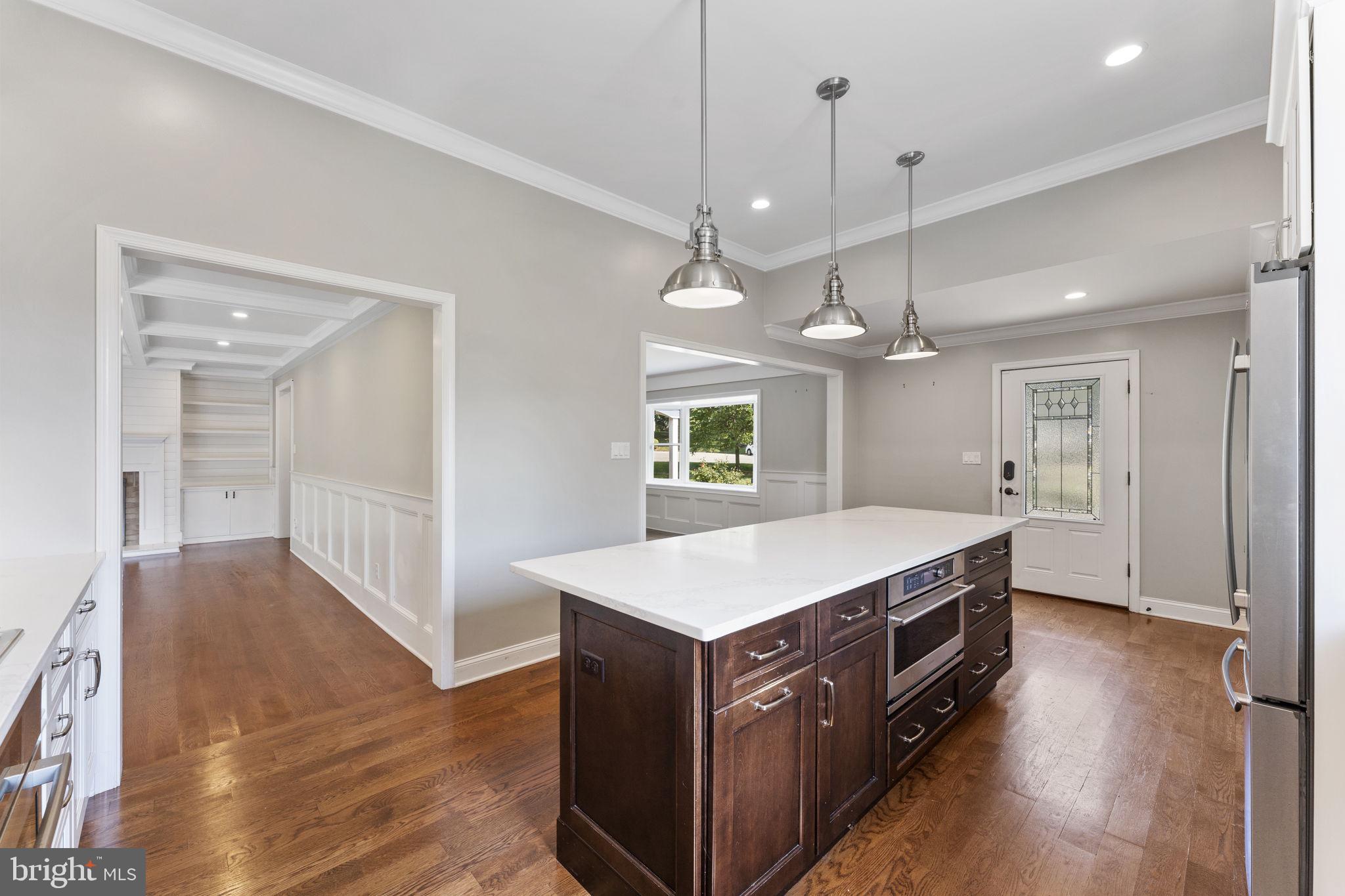 1 Rosewood Cir