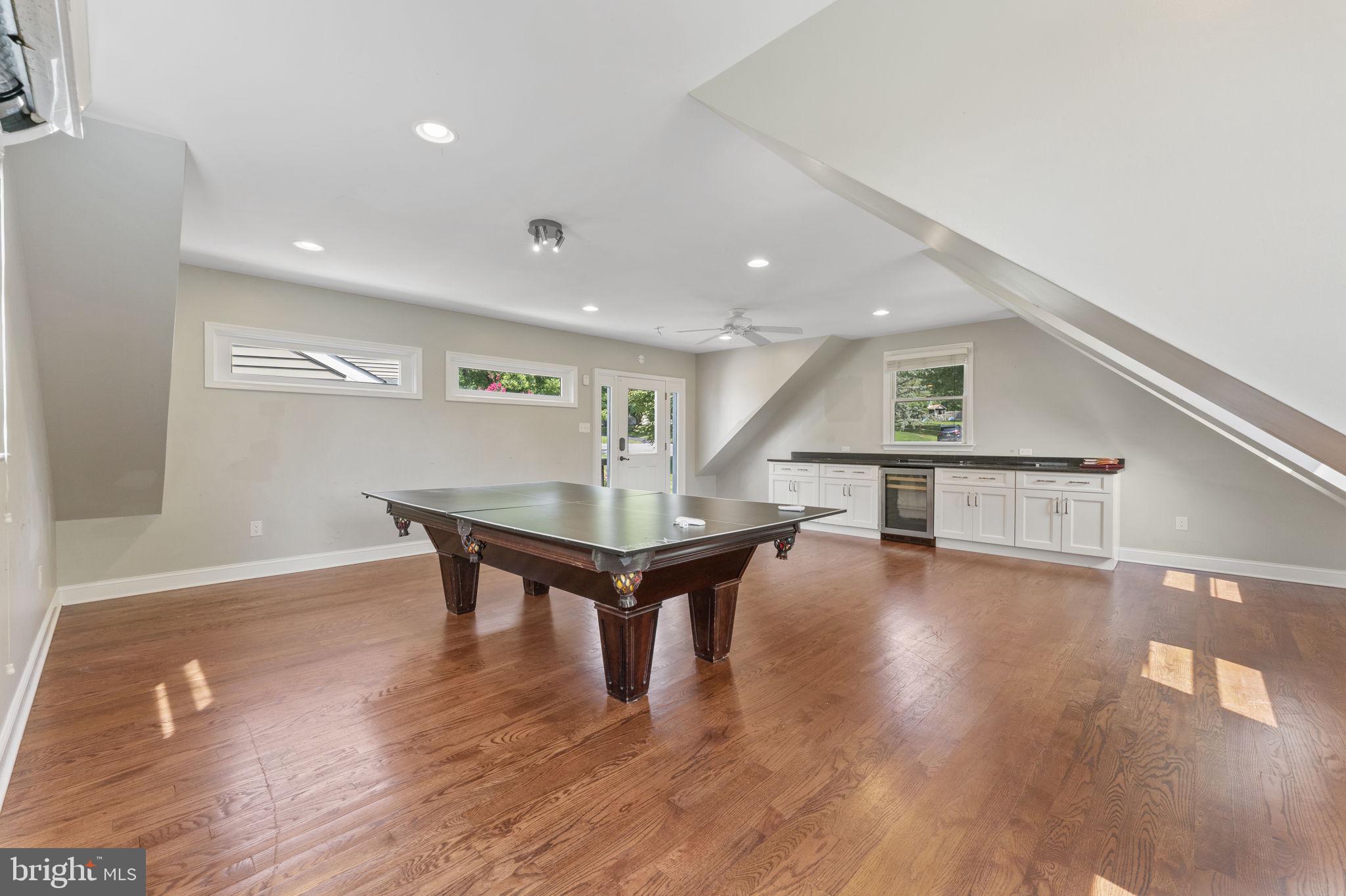1 Rosewood Cir