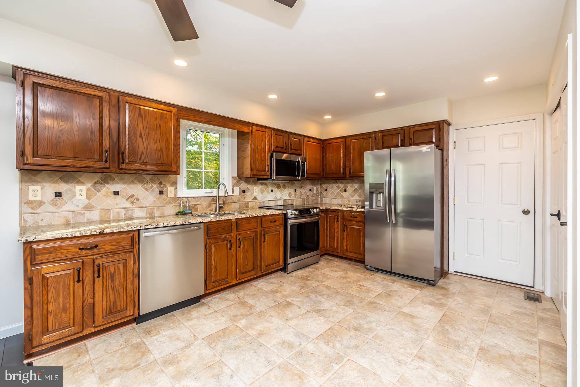 804 Montbard Dr