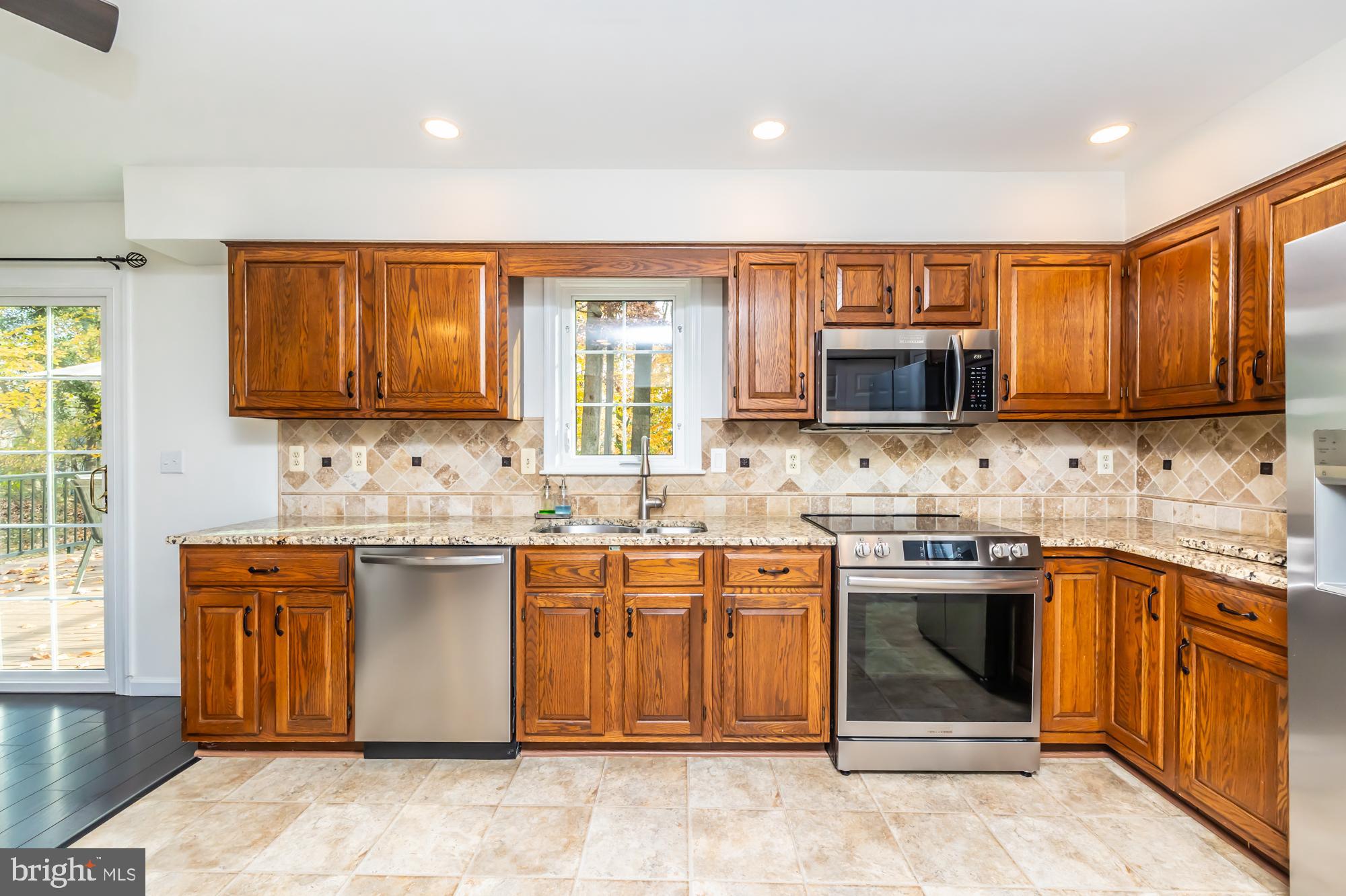 804 Montbard Dr