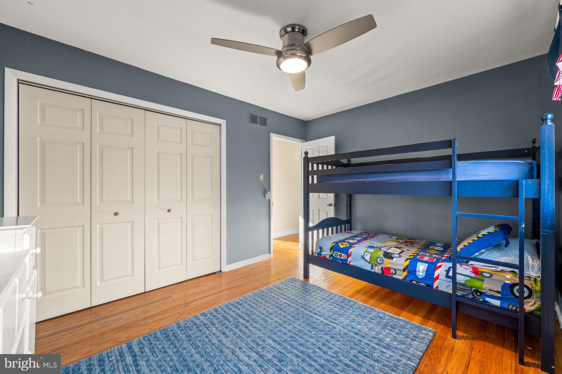 23 Collegeview Dr