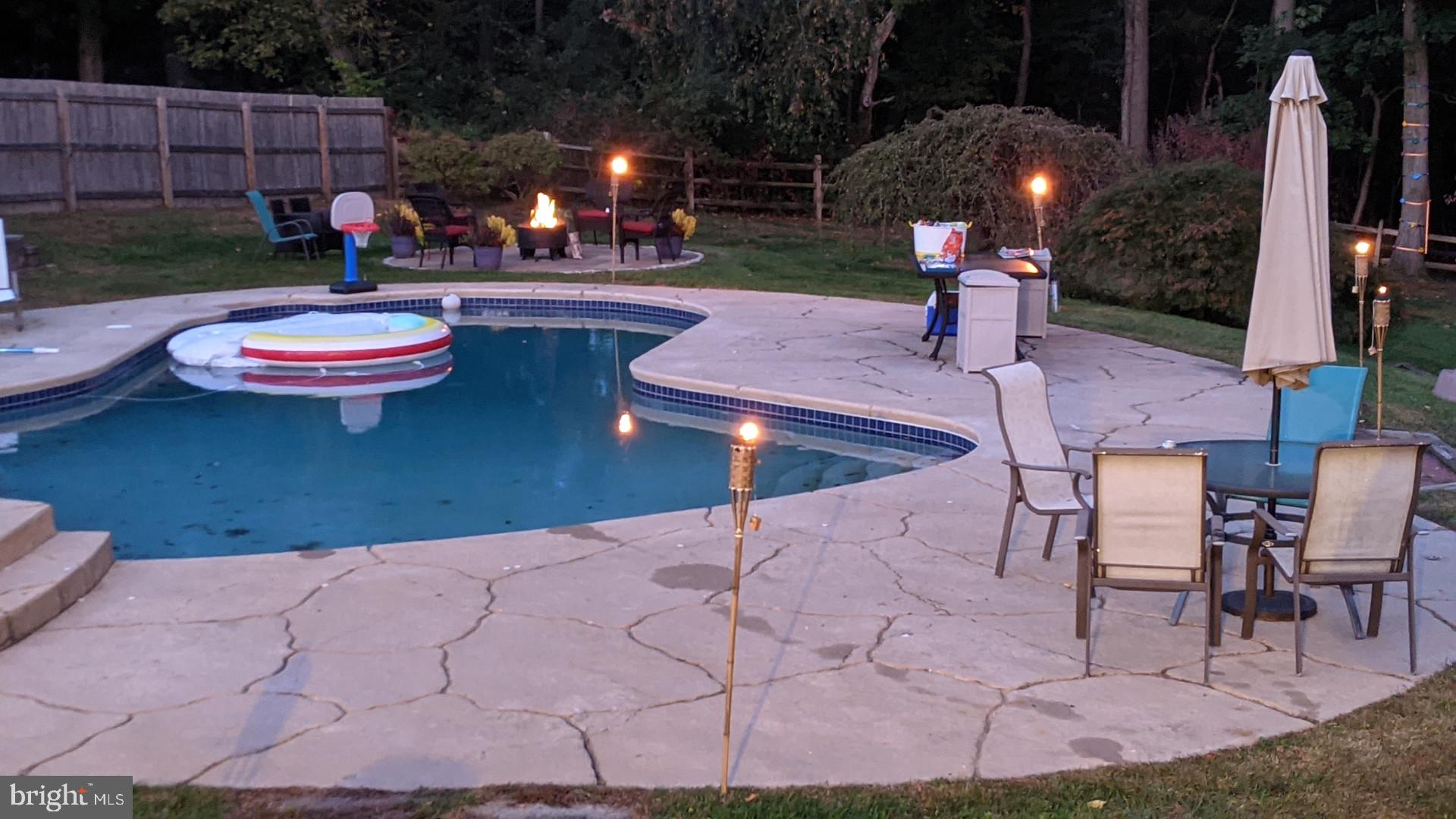 23 Collegeview Dr
