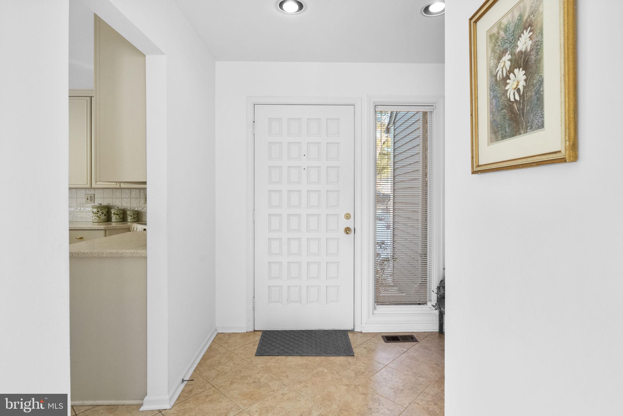 1135 Mews Ln