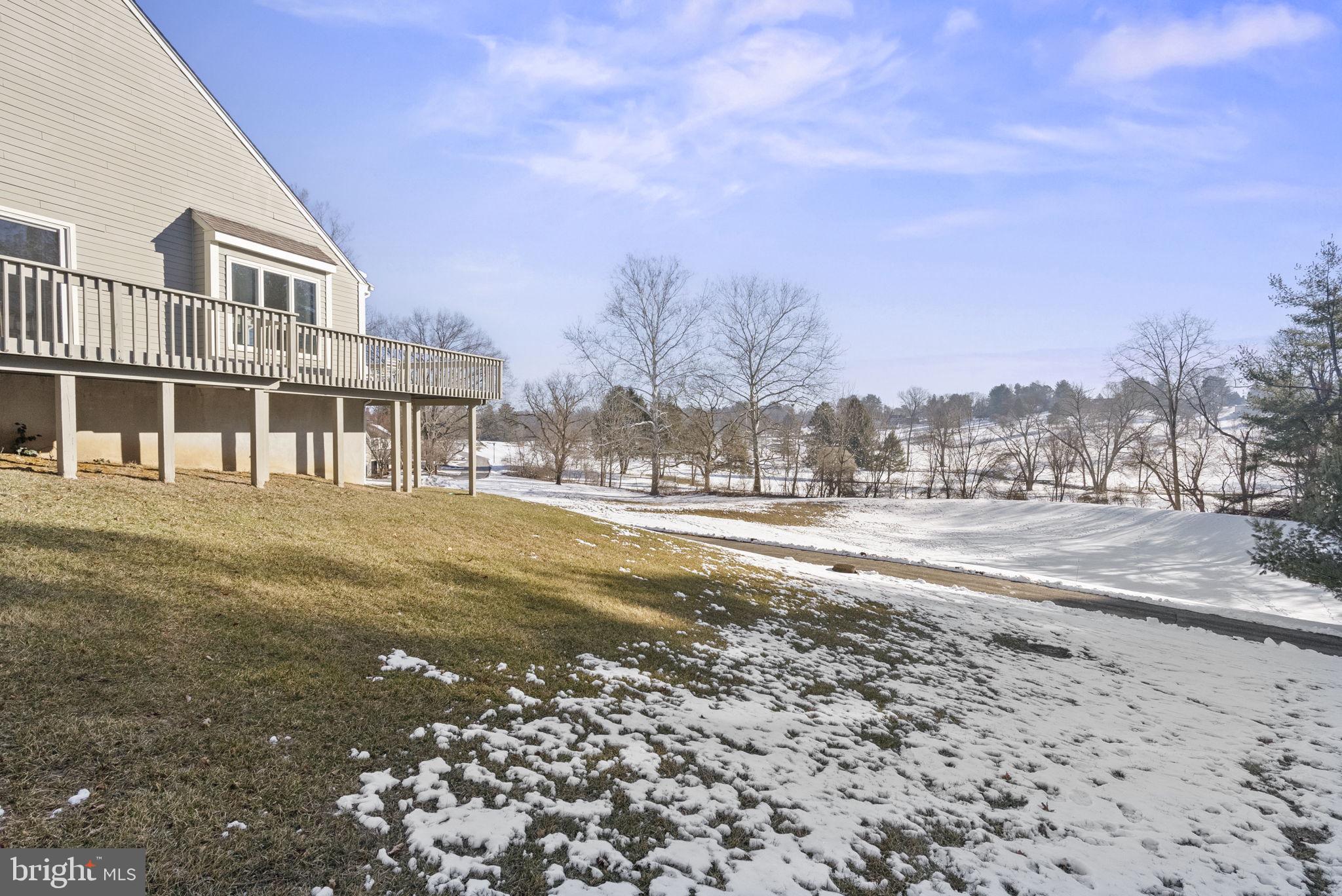 1135 Mews Ln