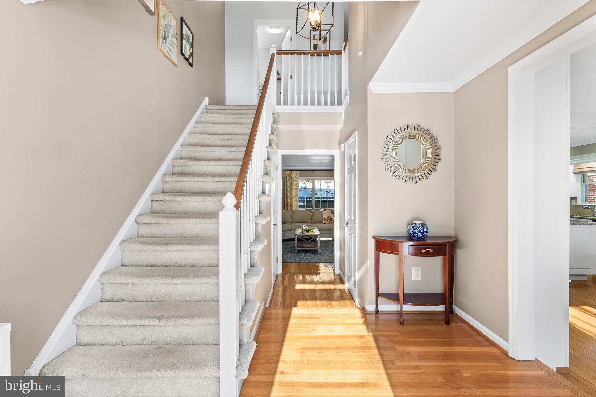 215 Cohasset Ln