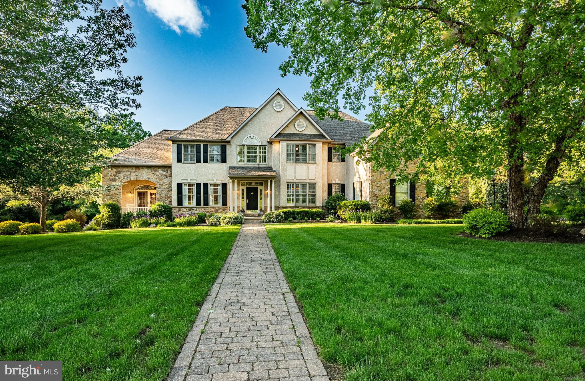 201 Ivystone Dr