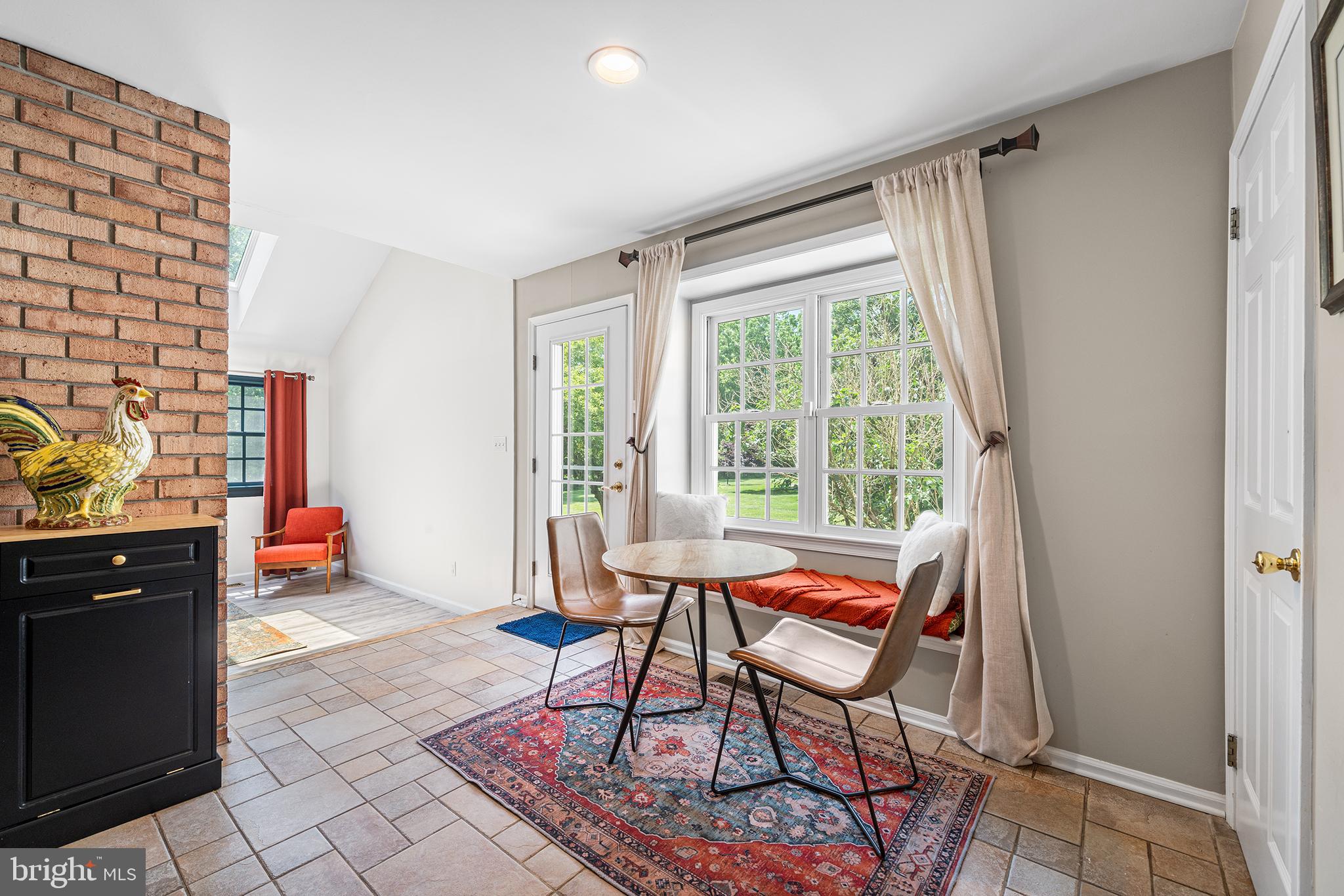 212 Overcreek Rd