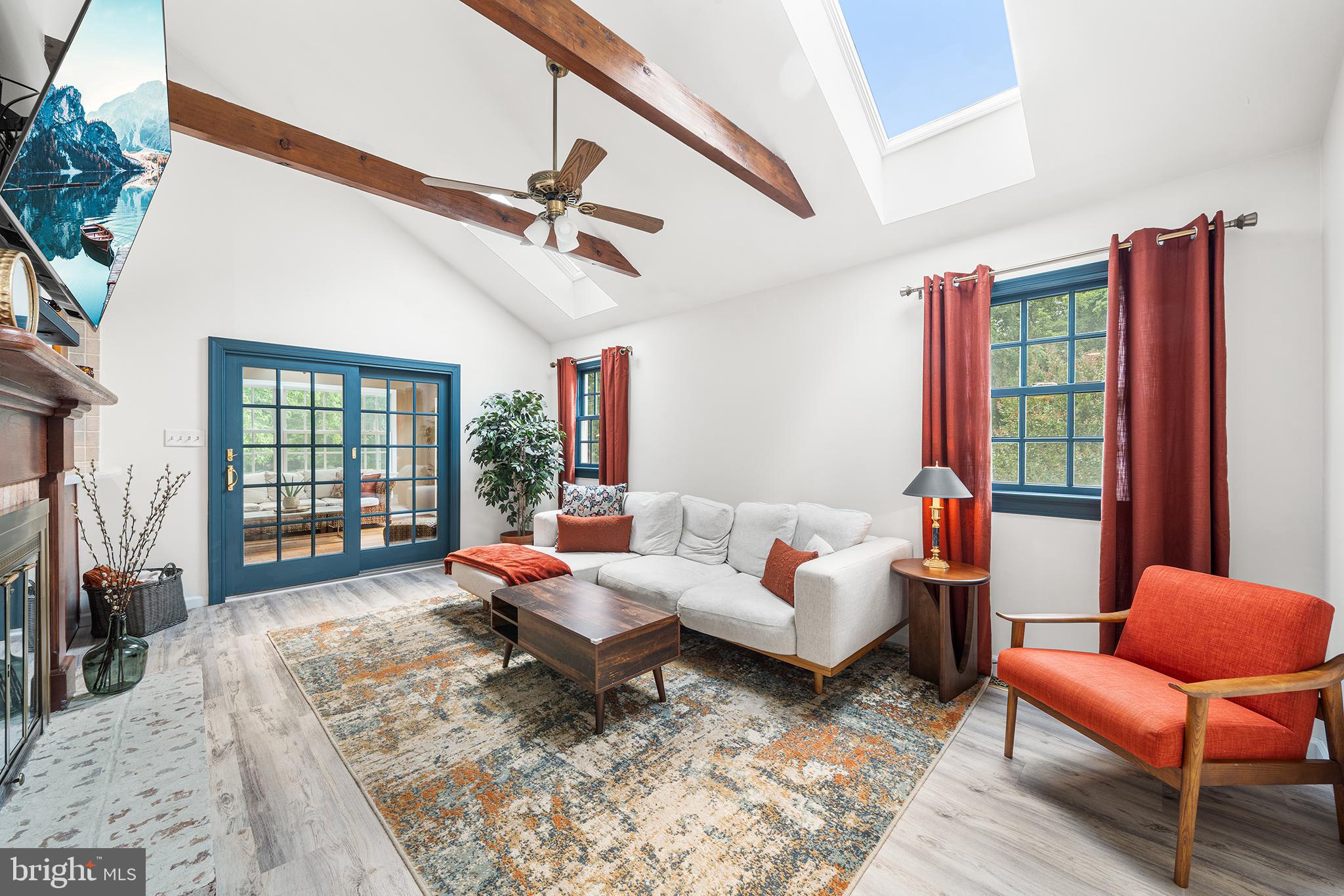 212 Overcreek Rd