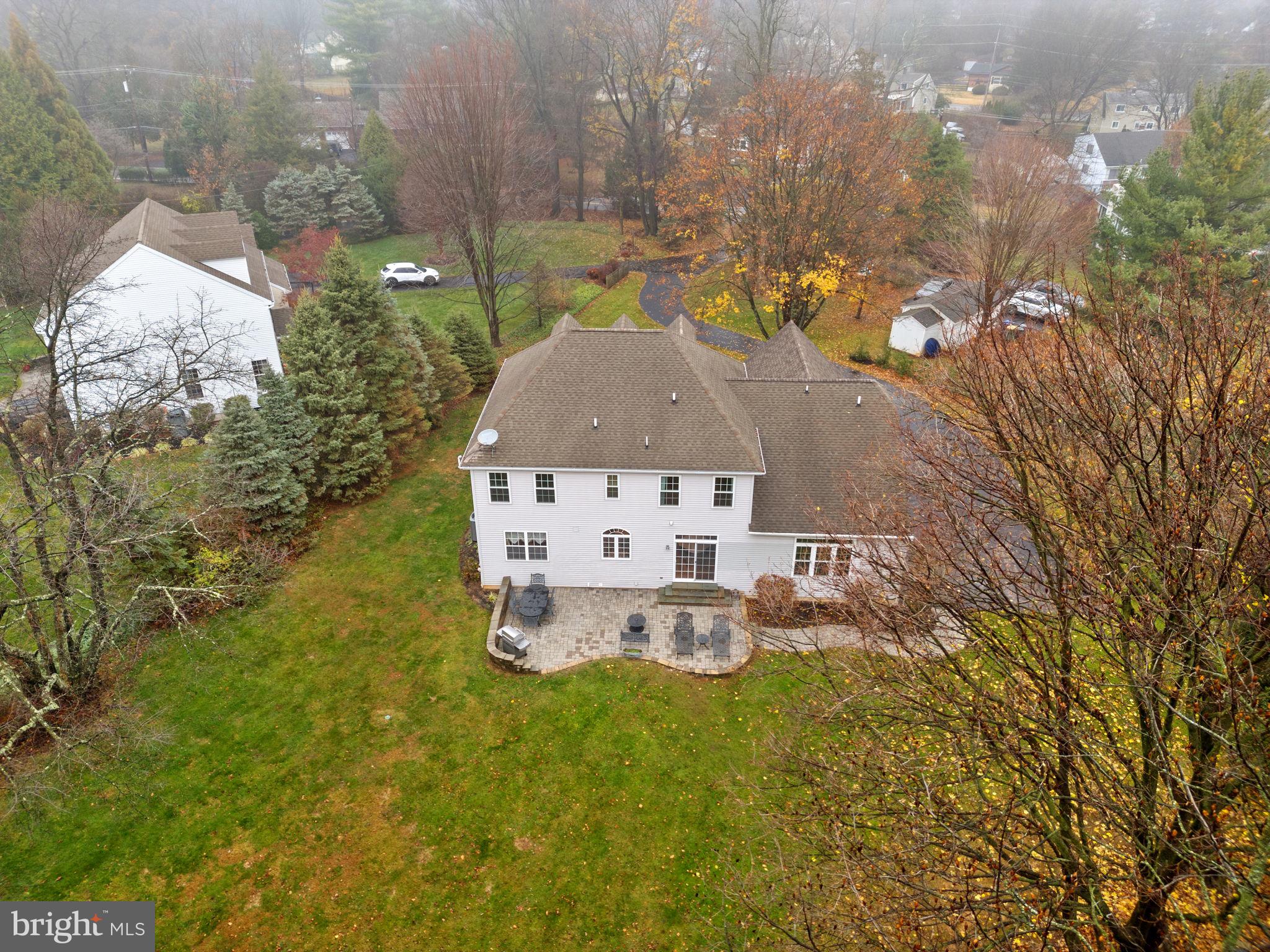 1054 W KING ROAD