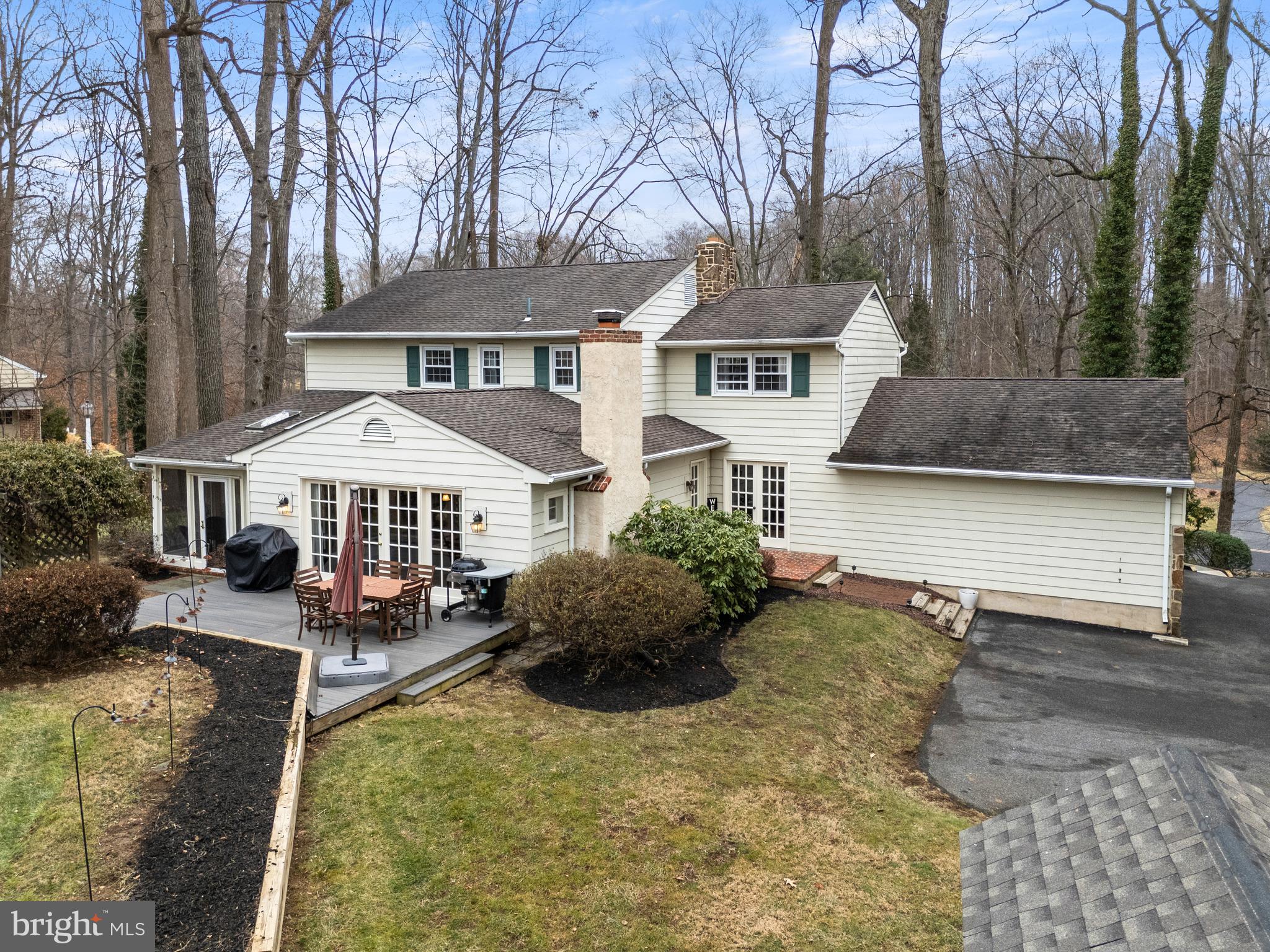 1467 GLENBROOK LANE