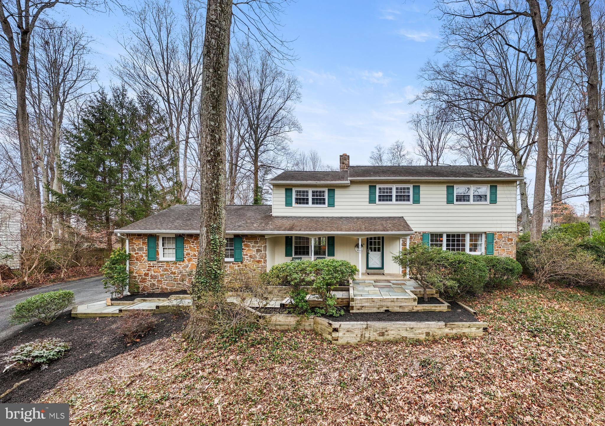 1467 GLENBROOK LANE