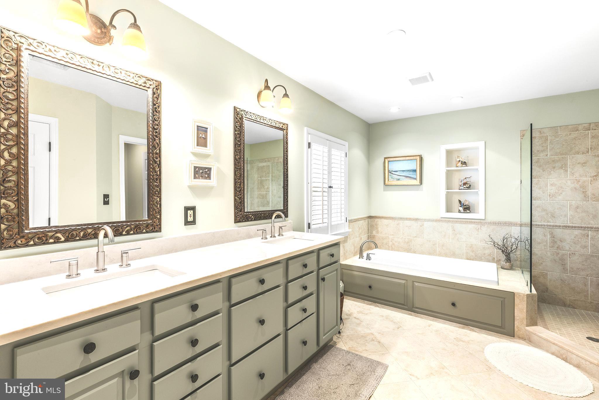 220 S VALLEY FORGE ROAD