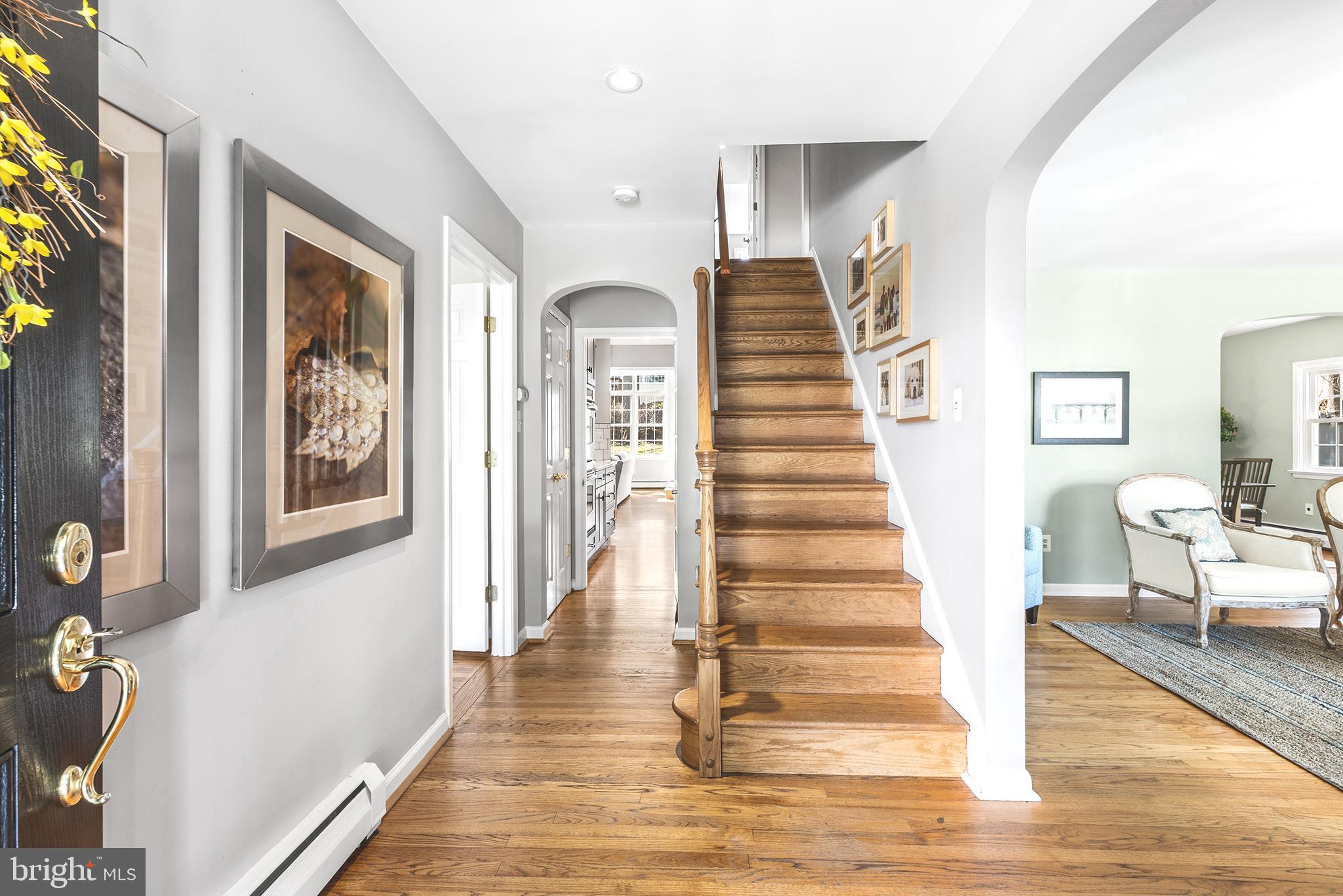 220 S VALLEY FORGE ROAD