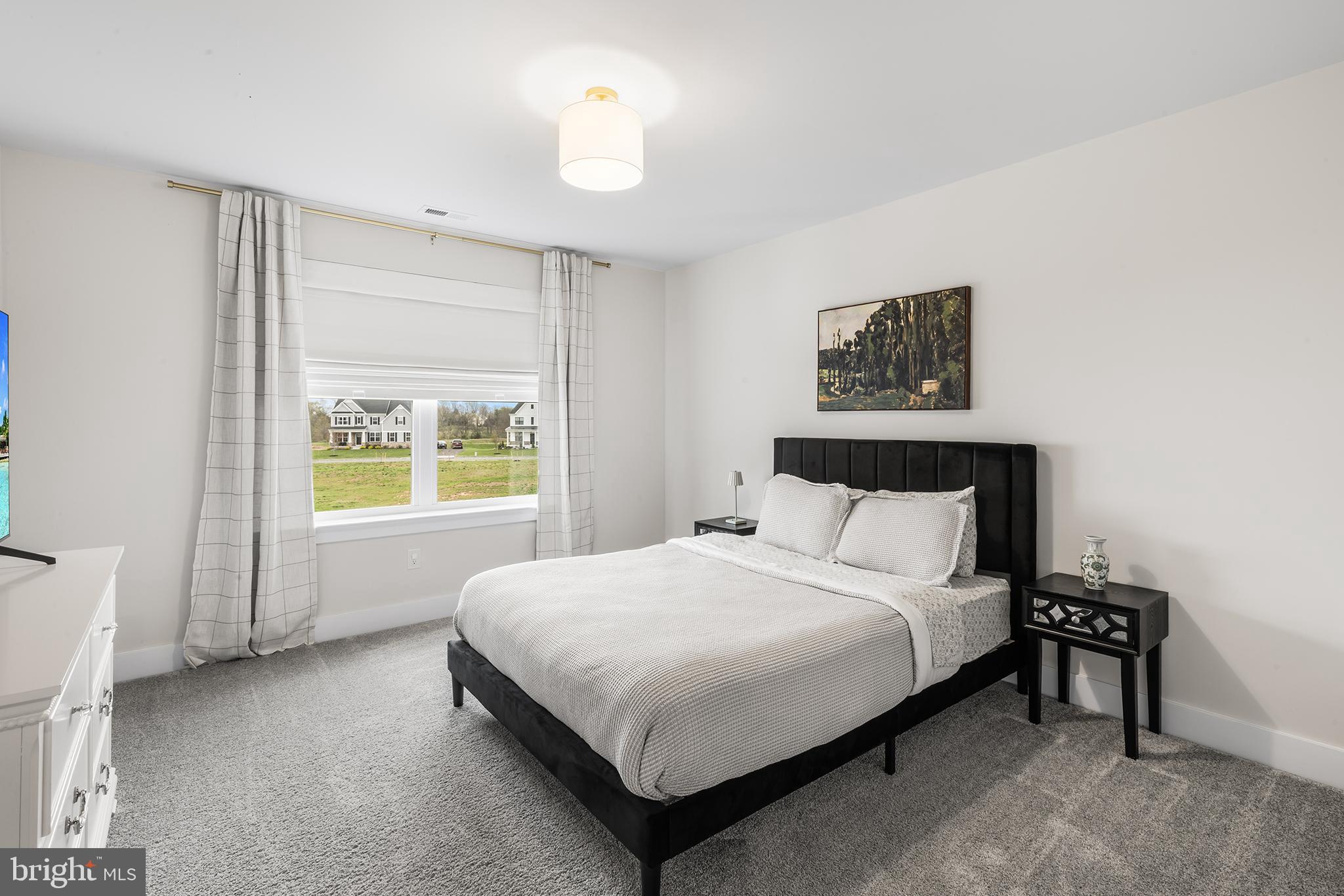 423 EMERALD COURT